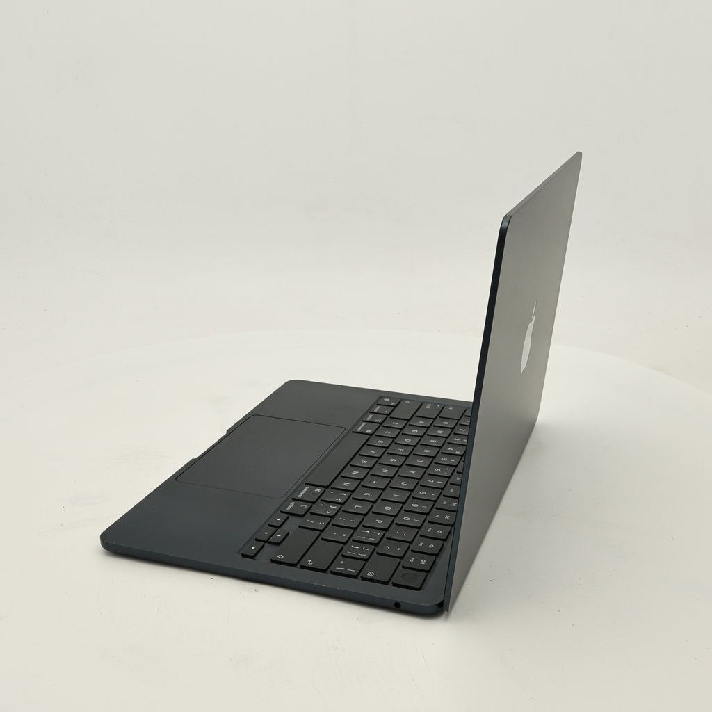 95新 Apple MacBook Air 22年 13寸 M2（8+8核） 16G RAM 256G SSD 午夜色