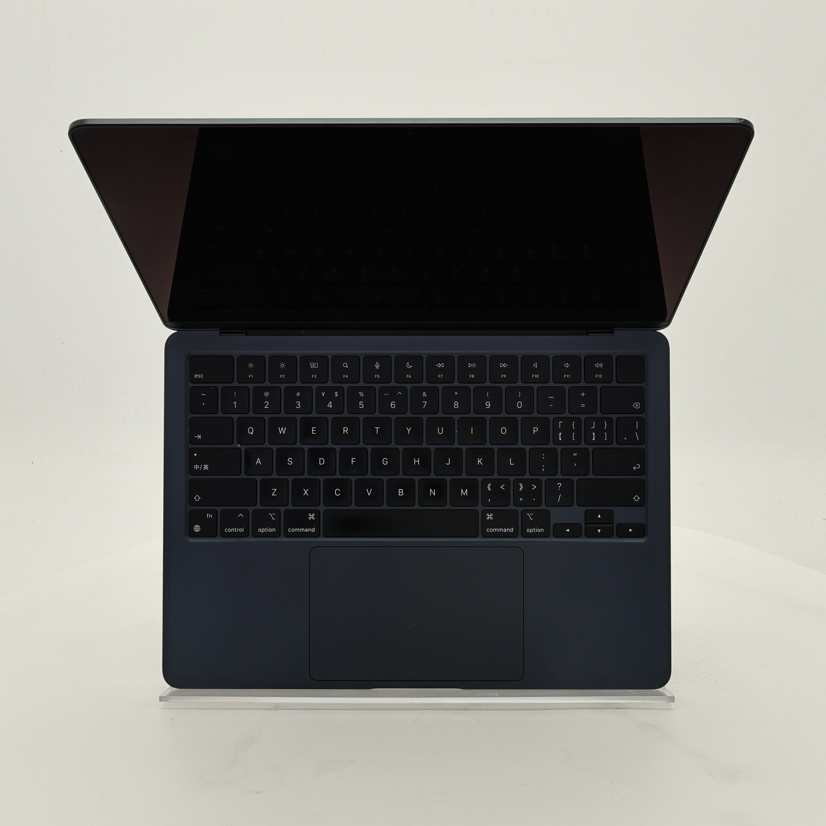 95新 Apple MacBook Air 22年 13寸 M2（8+8核） 16G RAM 256G SSD 午夜色