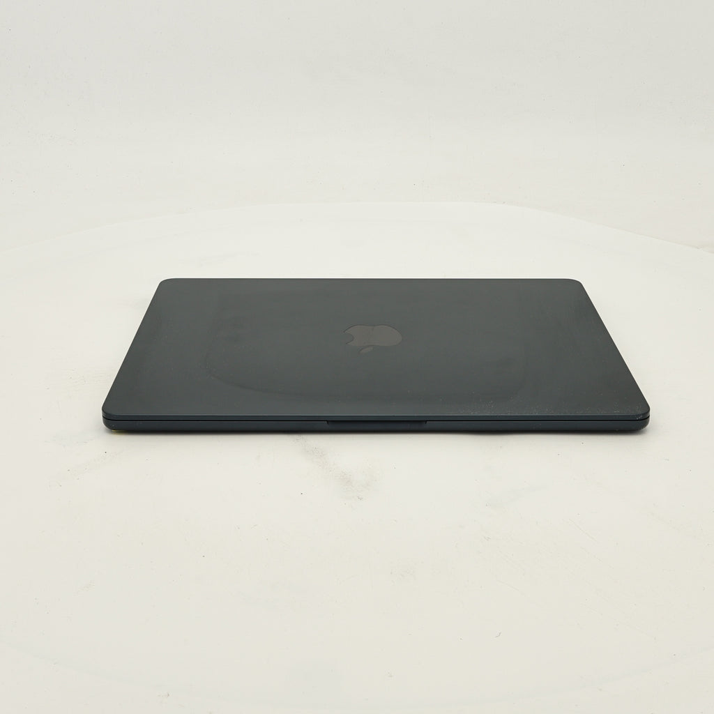 95新 Apple MacBook Air 22年 13寸 M2（8+8核） 16G RAM 256G SSD 午夜色