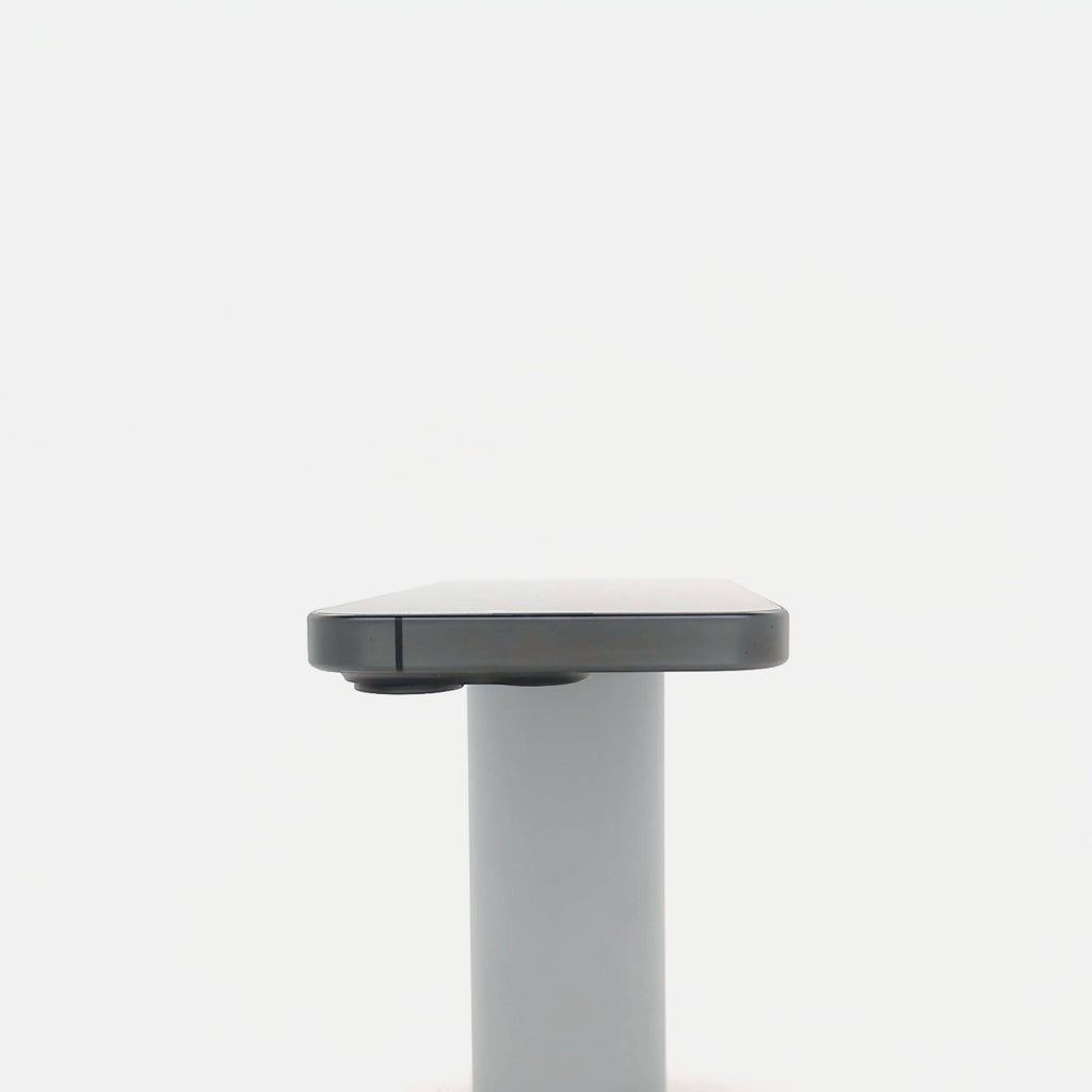 95新 Apple iPhone 15 Pro 128G 黑色鈦金屬 中國大陸版