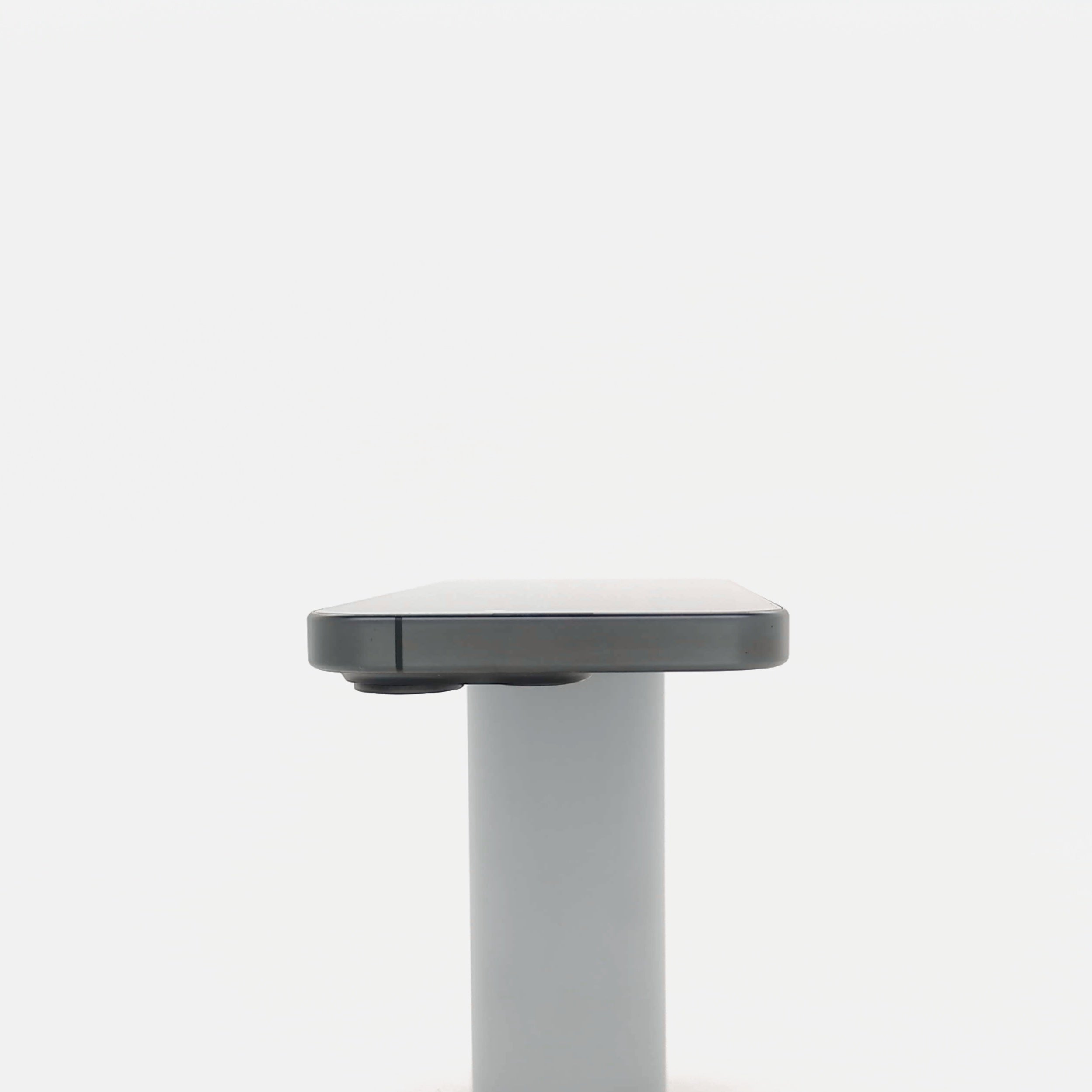 95新 Apple iPhone 15 Pro 128G 黑色鈦金屬 中國大陸版