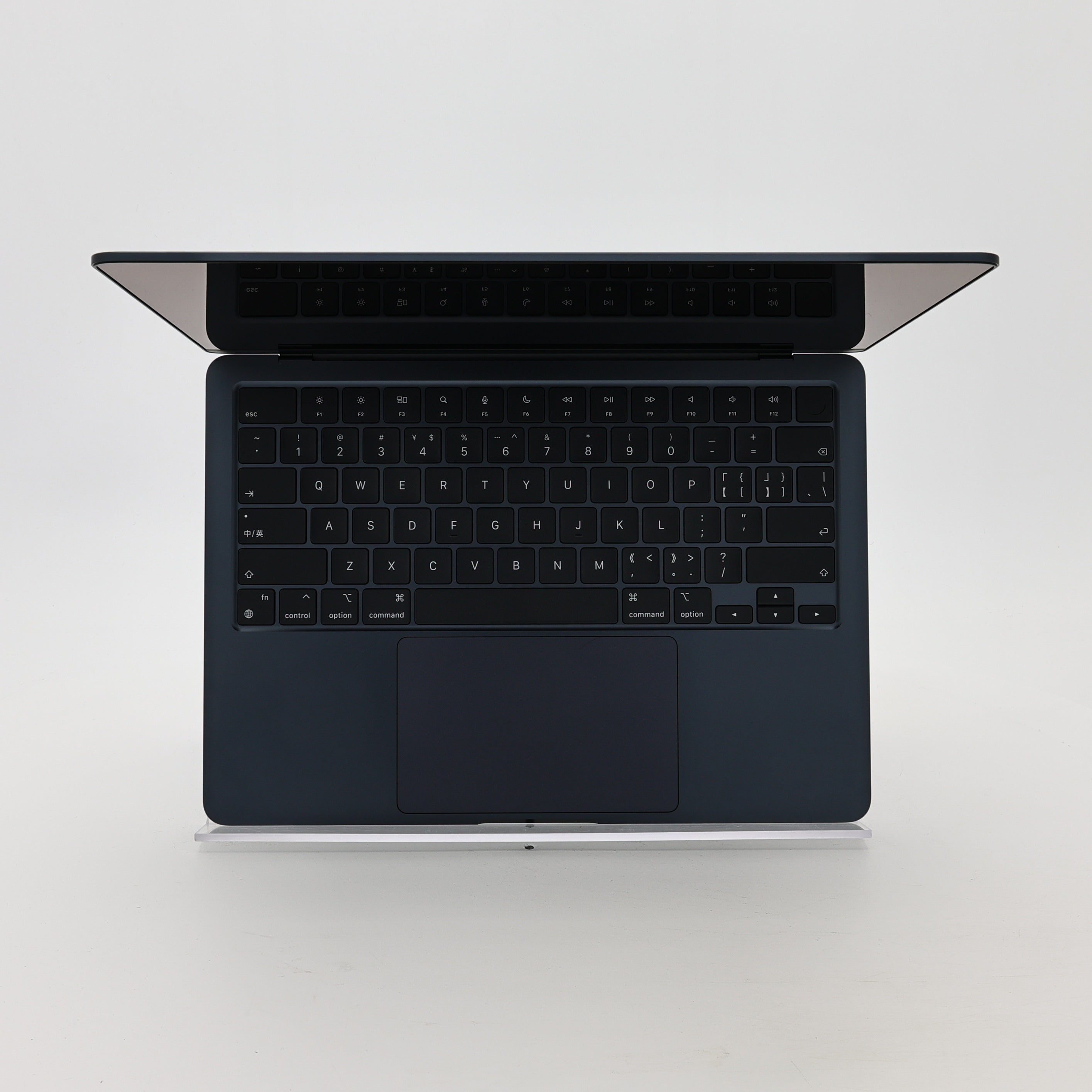 95新 Apple MacBook Air 24年 13寸 M3（8+8核） 8G RAM 256G SSD 午夜色