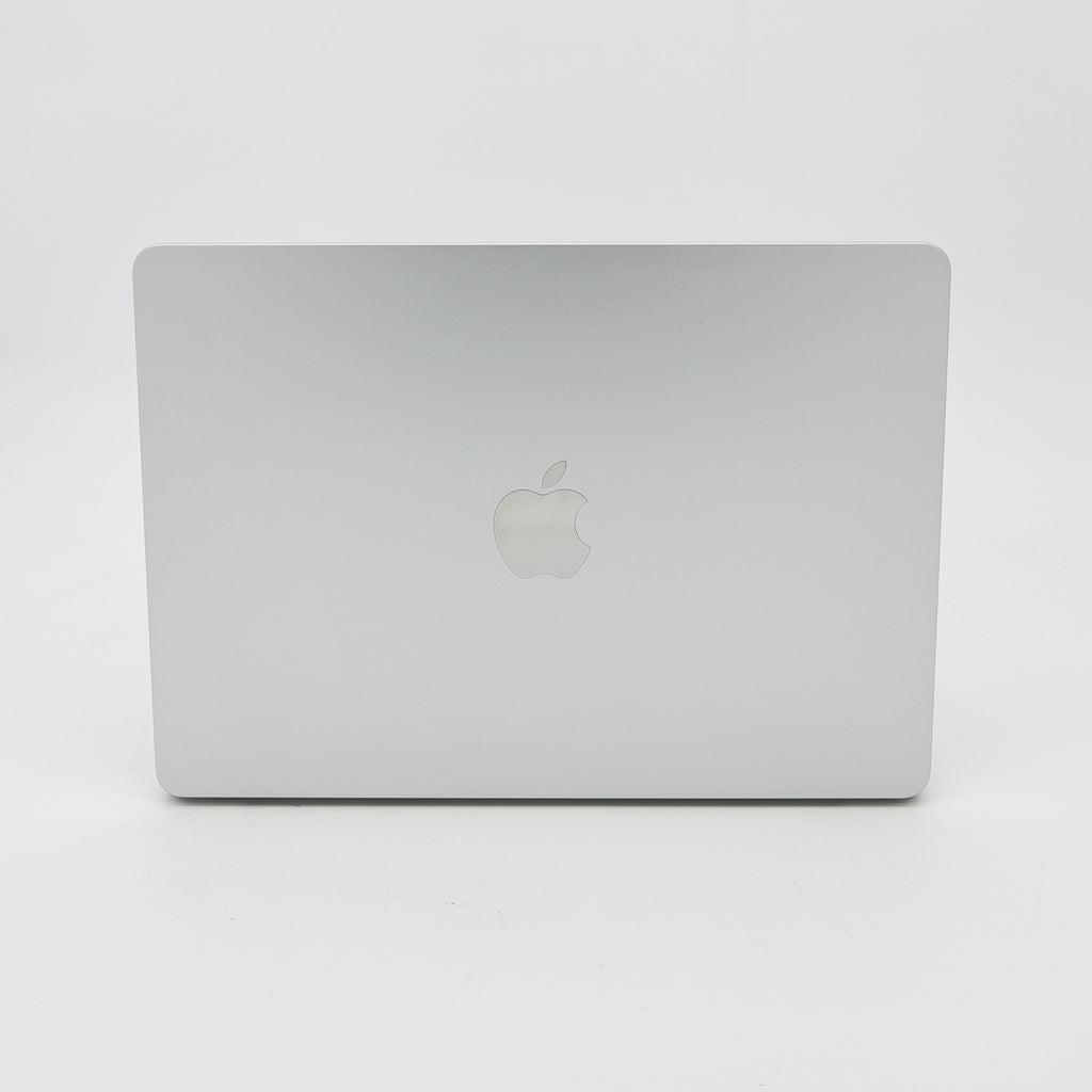 95新 Apple MacBook Air 22年 13寸 M2（8+8核） 8G RAM 256G SSD 銀色