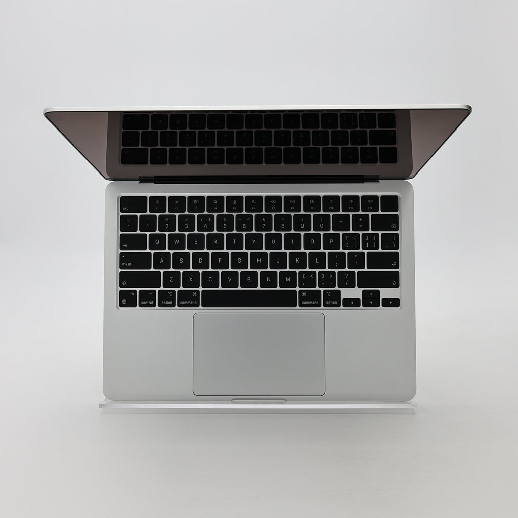 95新 Apple MacBook Air 22年 13寸 M2（8+8核） 8G RAM 256G SSD 銀色