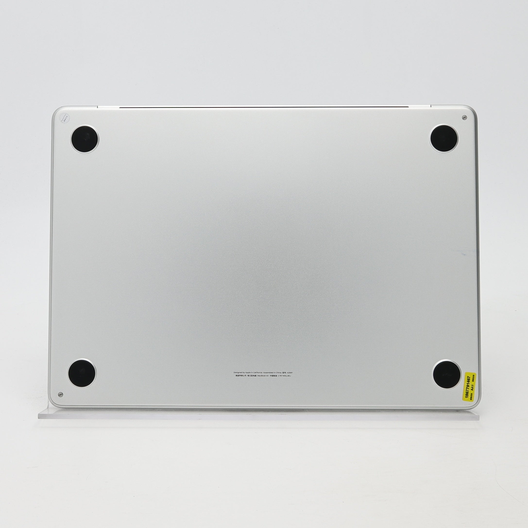 95新 Apple MacBook Air 22年 13寸 M2（8+8核） 8G RAM 256G SSD 銀色