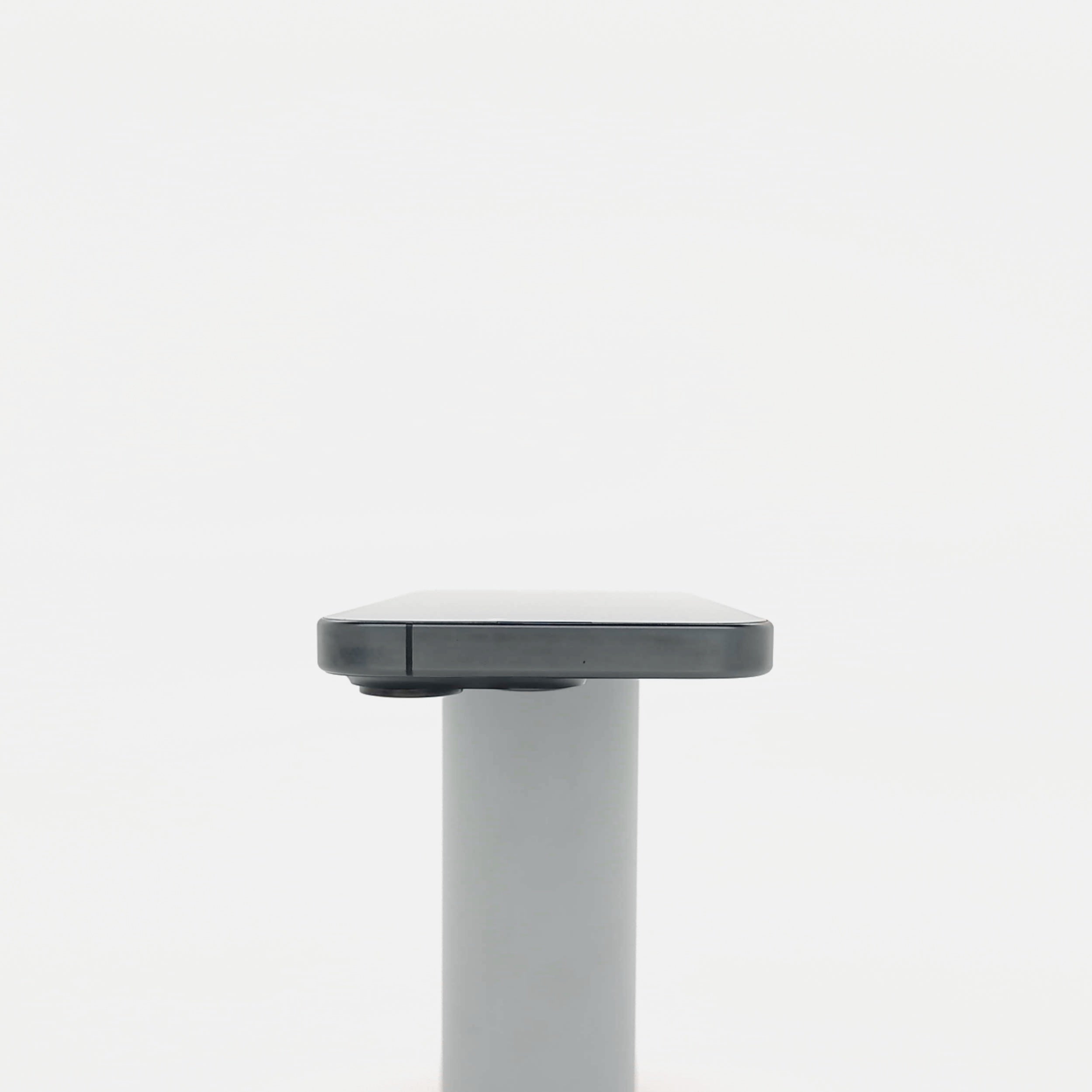 95新 Apple iPhone 15 Pro 256G 黑色鈦金屬 中國大陸版