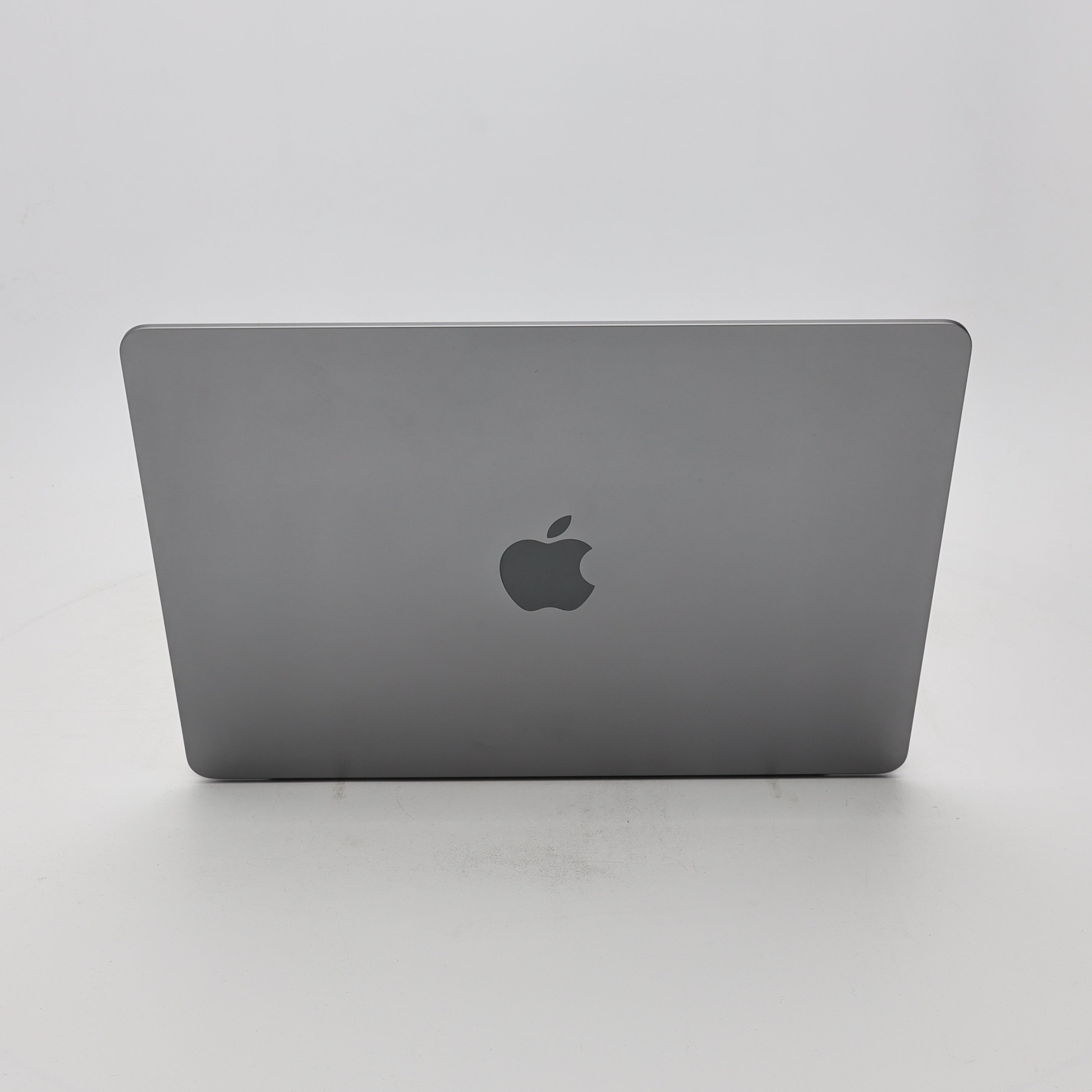 95新 Apple MacBook Air 22年 13寸 M2（8+8核） 8G RAM 256G SSD 深空灰色