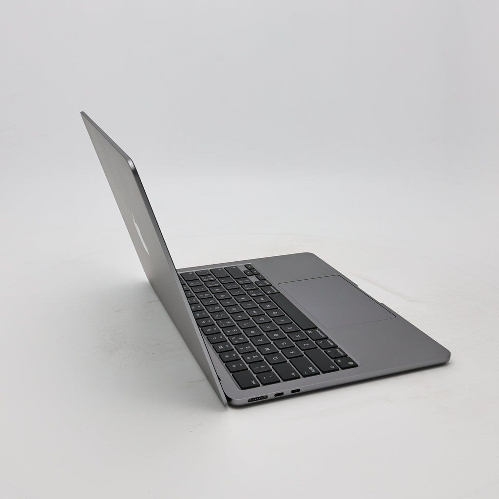 95新 Apple MacBook Air 22年 13寸 M2（8+8核） 8G RAM 256G SSD 深空灰色