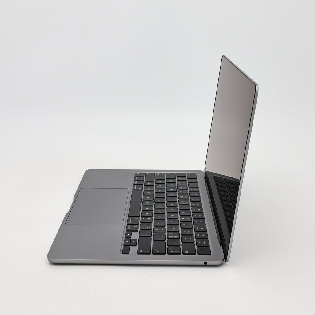95新 Apple MacBook Air 22年 13寸 M2（8+8核） 8G RAM 256G SSD 深空灰色