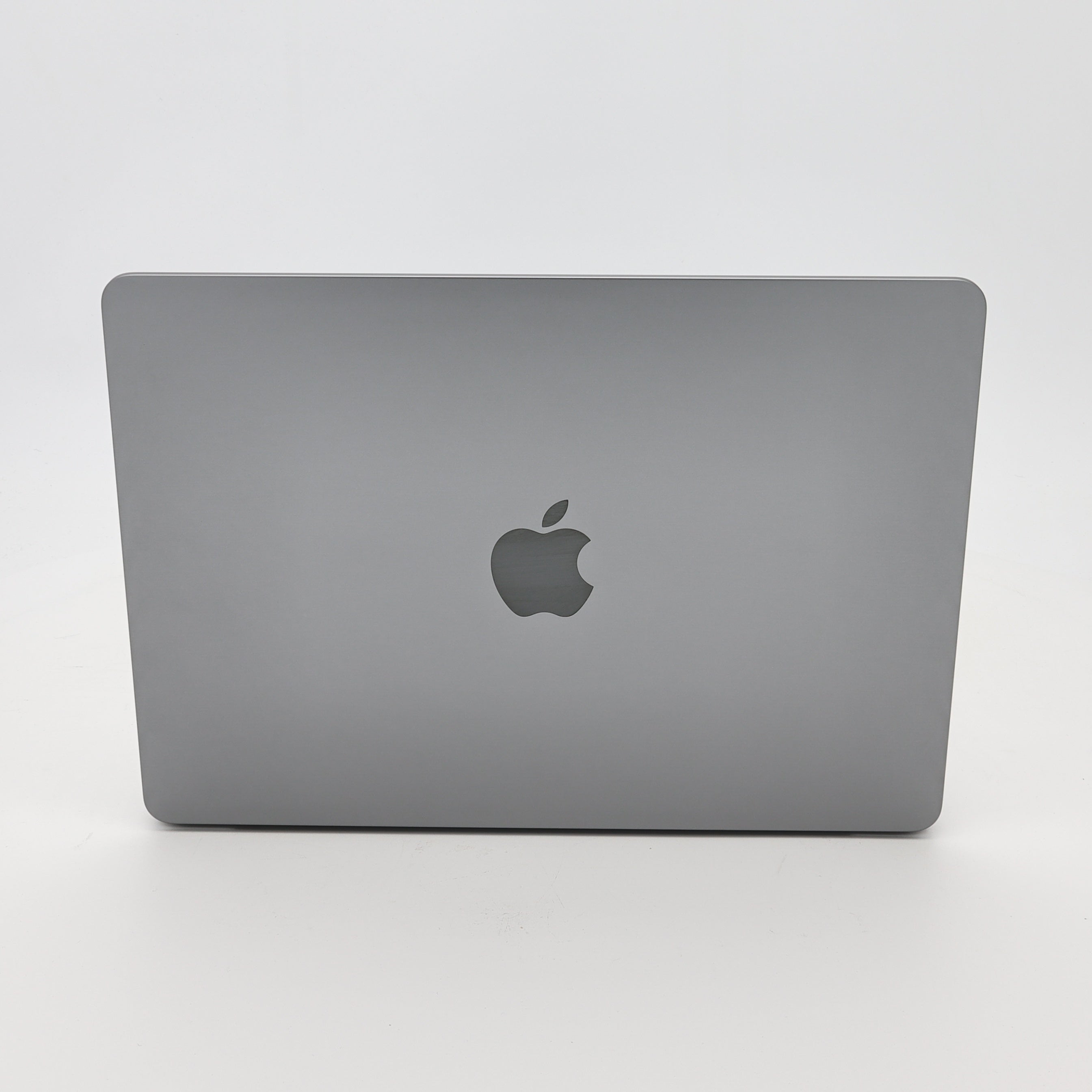 95新 Apple MacBook Air 22年 13寸 M2（8+8核） 8G RAM 256G SSD 深空灰色