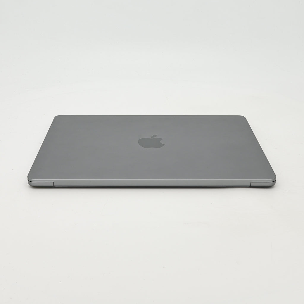 95新 Apple MacBook Air 22年 13寸 M2（8+8核） 8G RAM 256G SSD 深空灰色