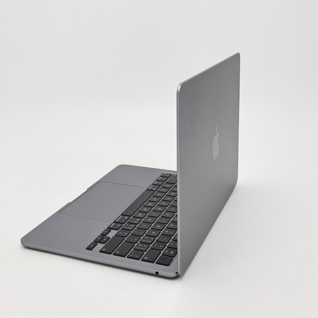 95新 Apple MacBook Air 22年 13寸 M2（8+8核） 8G RAM 256G SSD 深空灰色