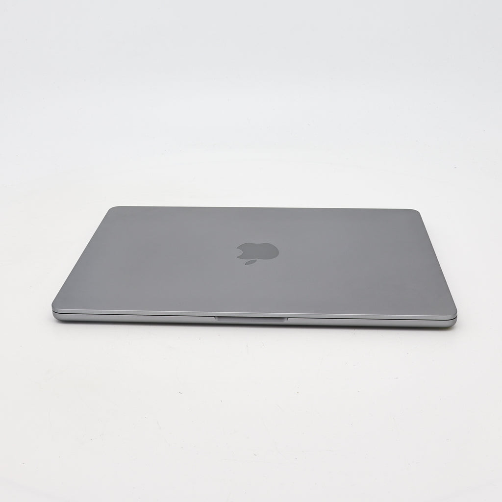 95新 Apple MacBook Air 22年 13寸 M2（8+8核） 8G RAM 256G SSD 深空灰色