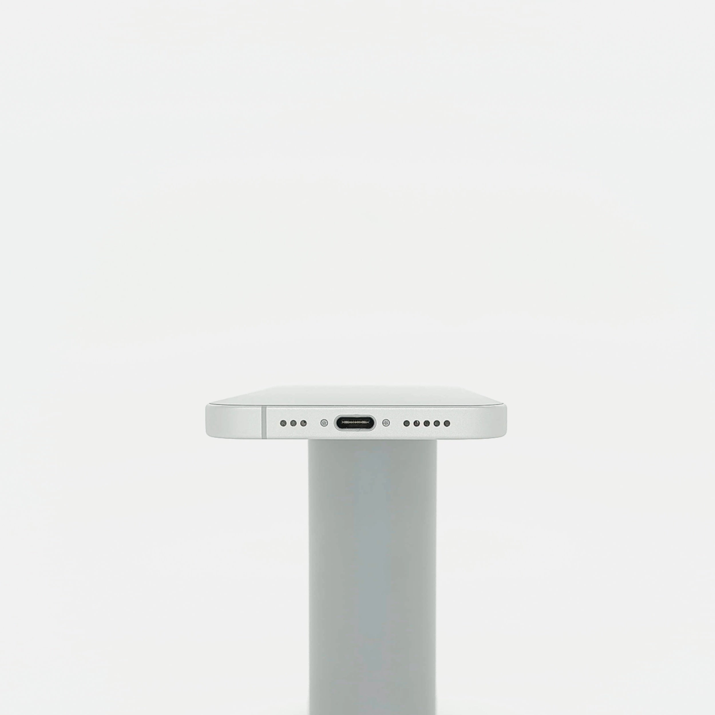 95新 Apple iPhone 16 256G 白色 中國大陸版