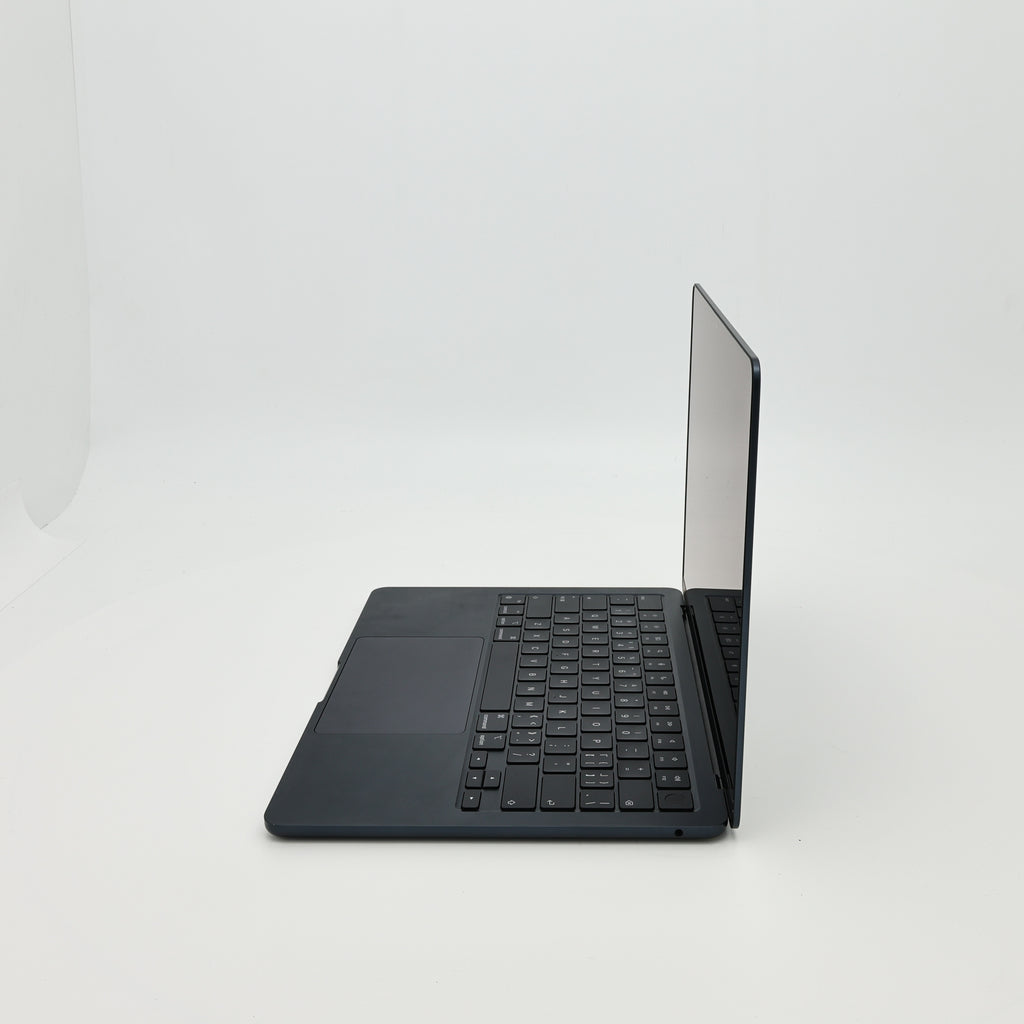 95新 Apple MacBook Air 22年 13寸 M2（8+8核） 8G RAM 256G SSD 午夜色