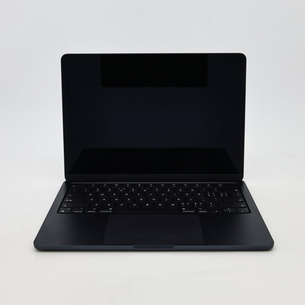 95新 Apple MacBook Air 22年 13寸 M2（8+8核） 8G RAM 256G SSD 午夜色