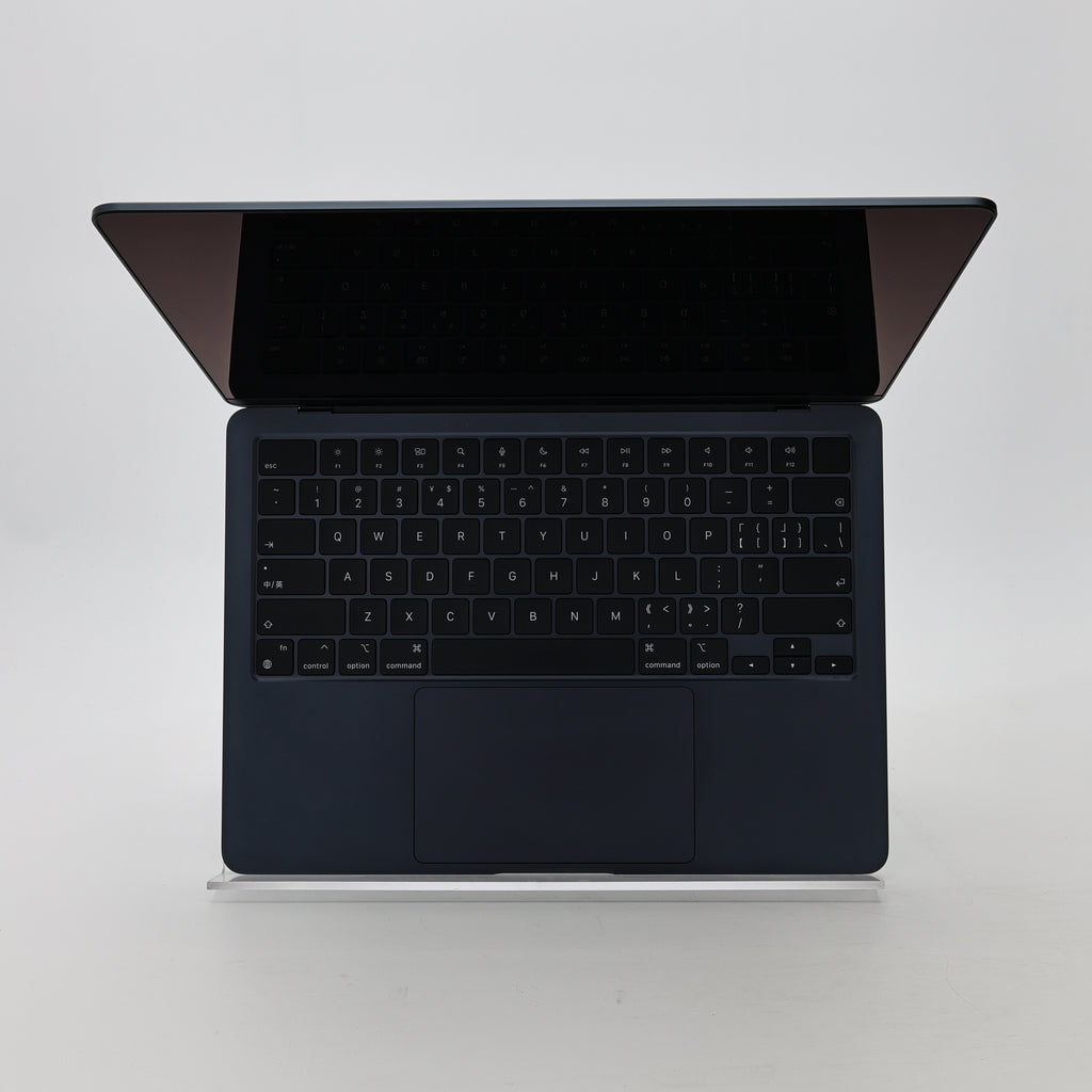 95新 Apple MacBook Air 22年 13寸 M2（8+8核） 8G RAM 256G SSD 午夜色