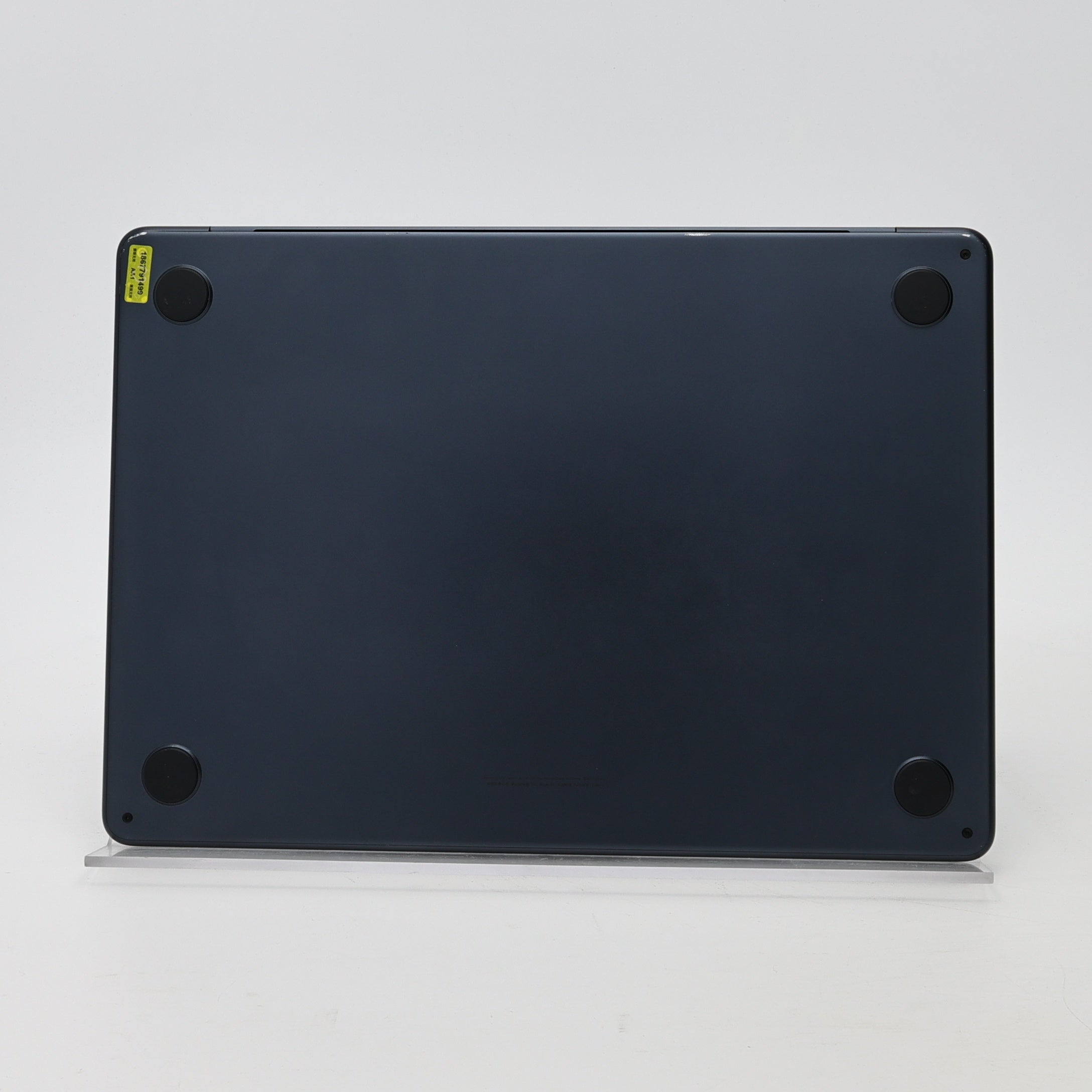 95新 Apple MacBook Air 22年 13寸 M2（8+8核） 8G RAM 256G SSD 午夜色