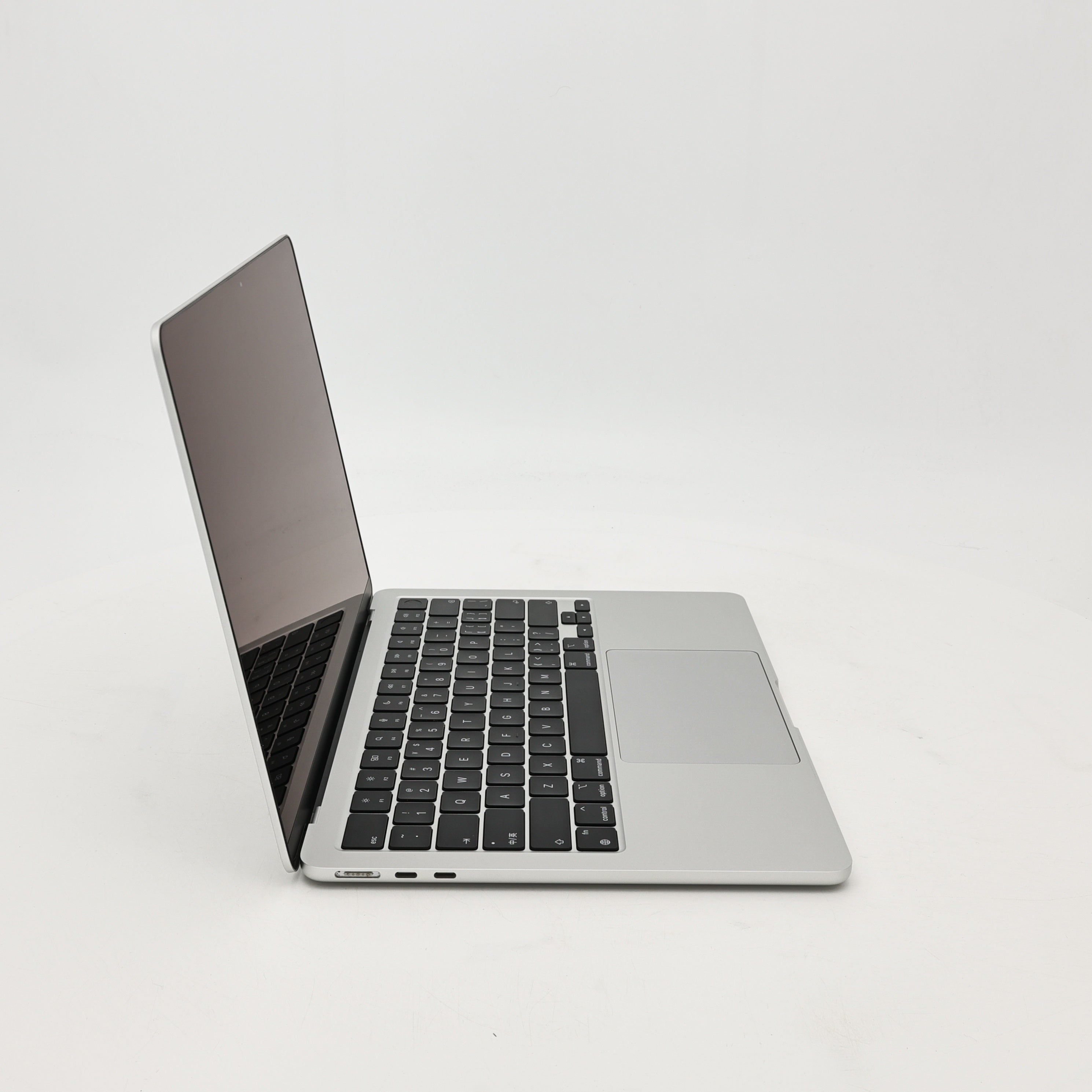 99新 Apple MacBook Air 22年 13寸 M2（8+8核） 8G RAM 256G SSD 銀色