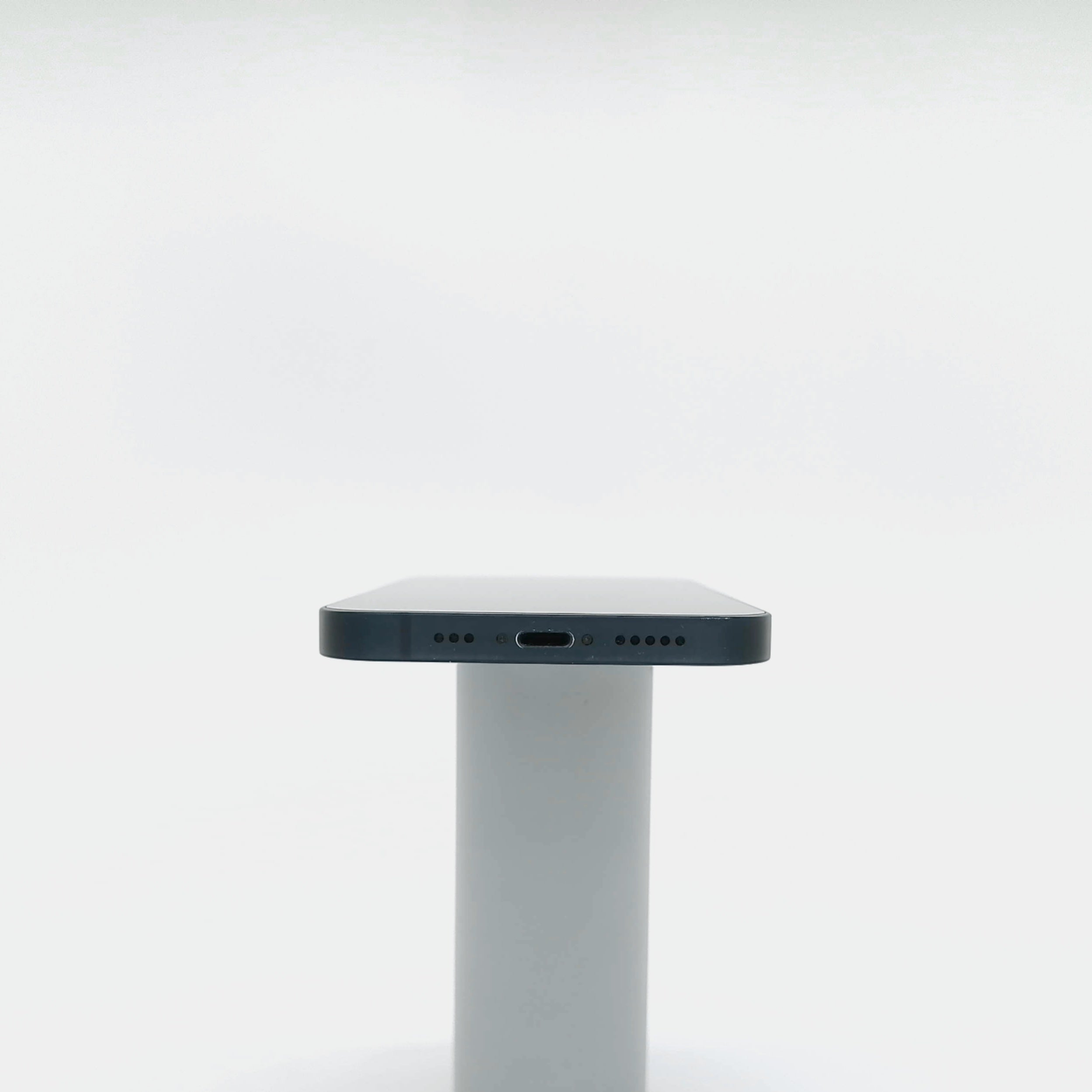 95新 Apple iPhone 13 128G 午夜色 中國大陸版