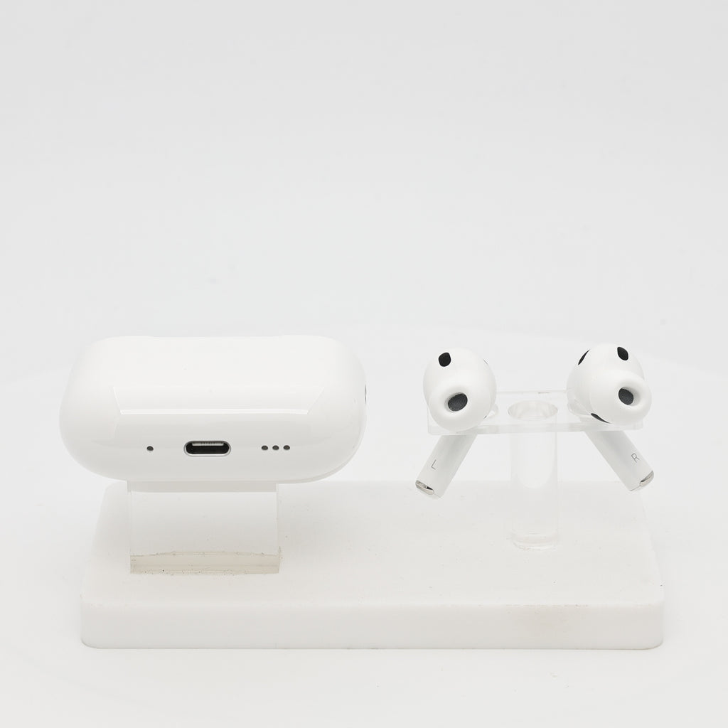 99新 Apple AirPods Pro 3 白色