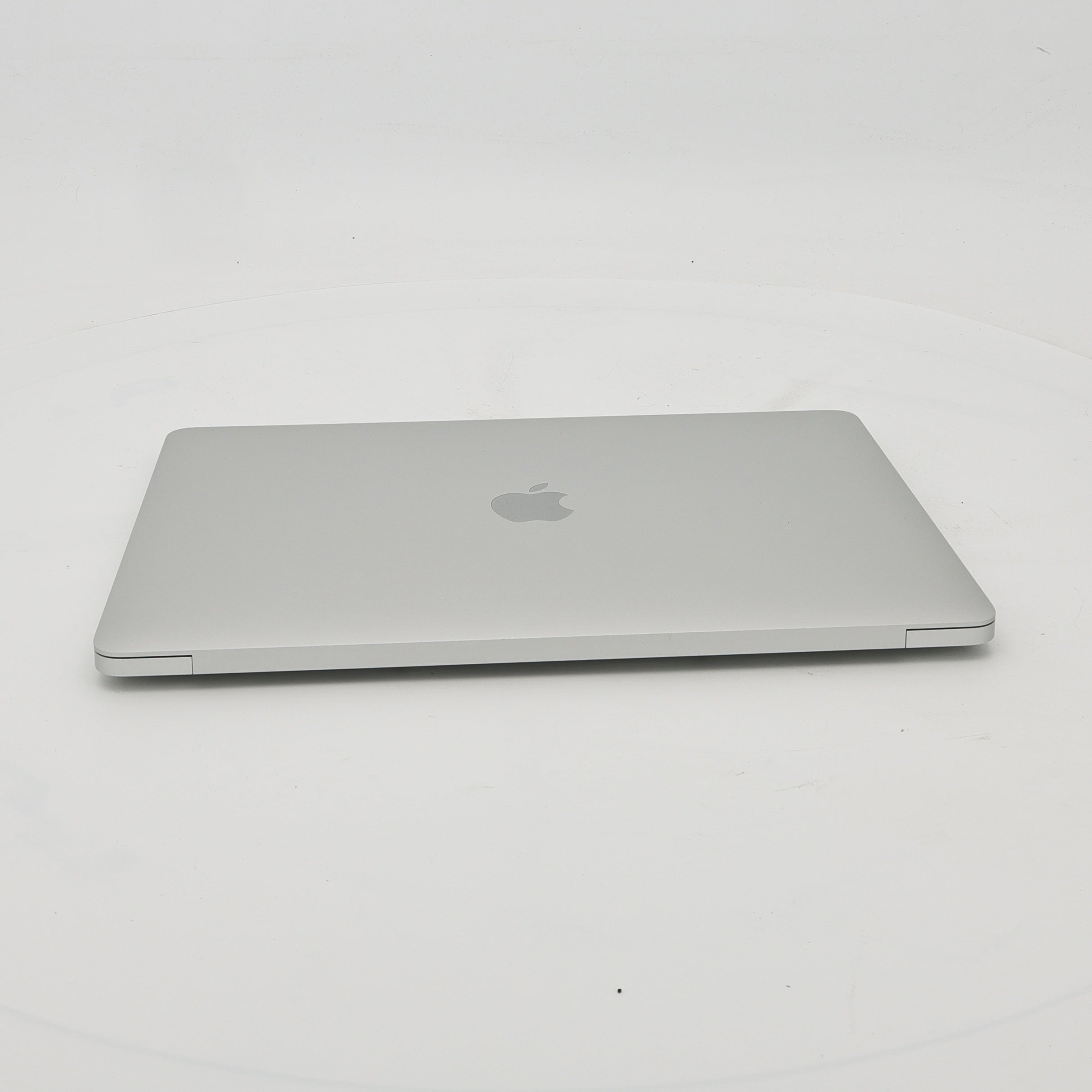 95新 Apple MacBook Air 20年 13寸 i3 1.1G 8G RAM 256G SSD 銀色