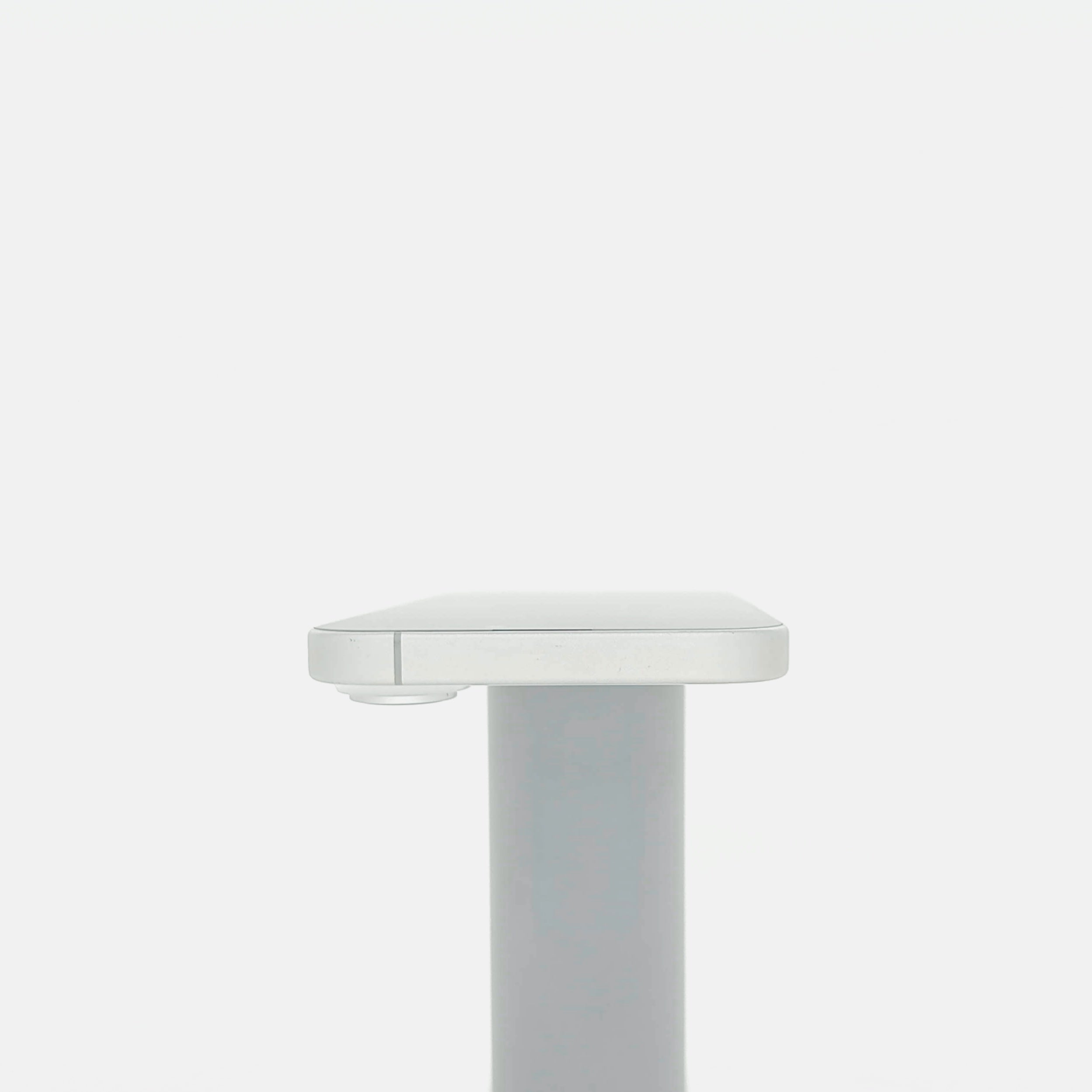 95新 Apple iPhone 16 128G 白色 中國大陸版