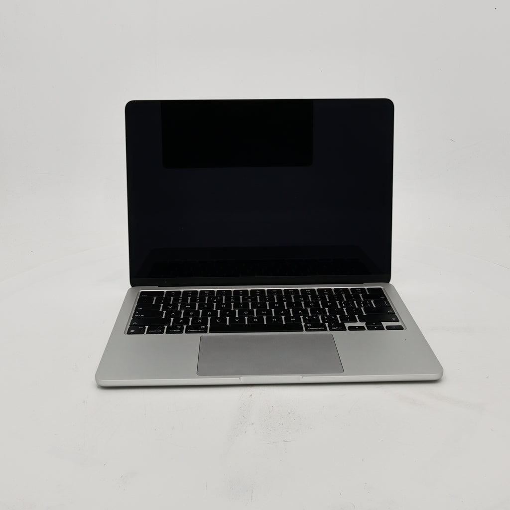 95新 Apple MacBook Air 22年 13寸 M2（8+8核） 8G RAM 256G SSD 銀色