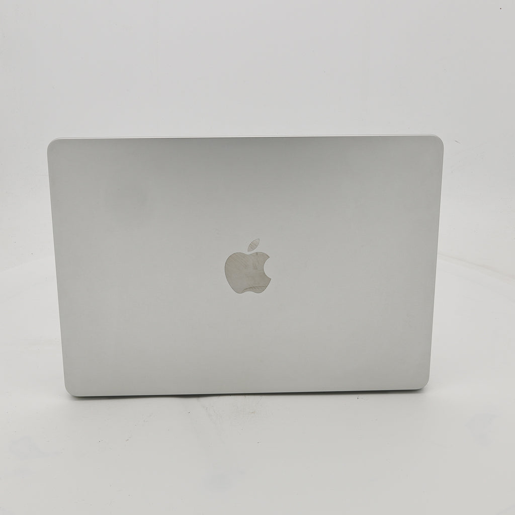 95新 Apple MacBook Air 22年 13寸 M2（8+8核） 8G RAM 256G SSD 銀色