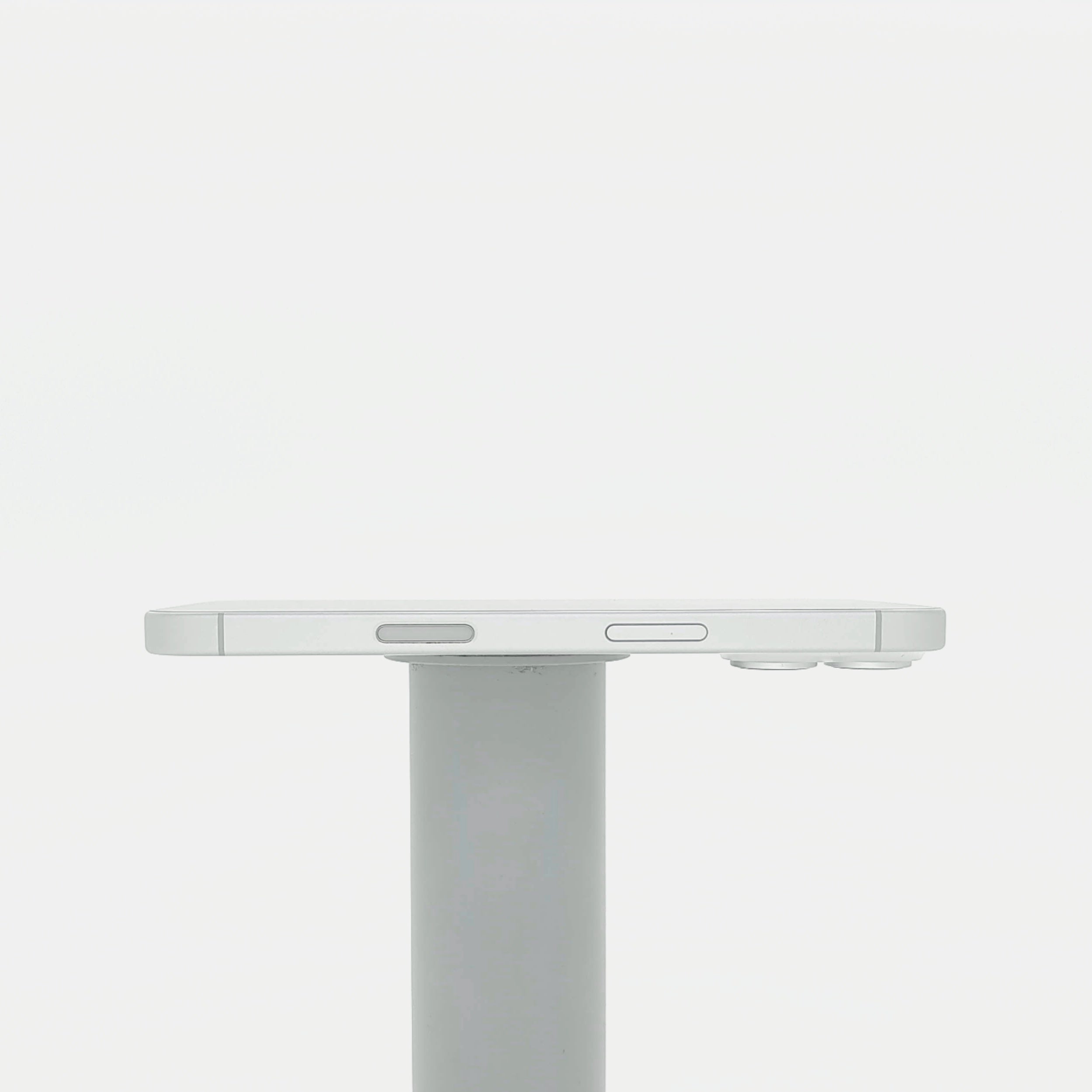 95新 Apple iPhone 16 128G 白色 中國大陸版