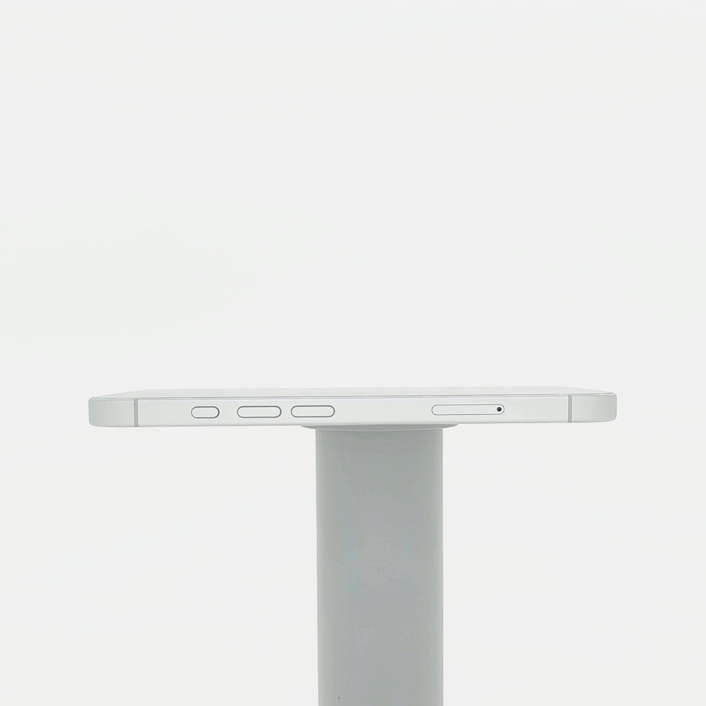 95新 Apple iPhone 16 128G 白色 中國大陸版