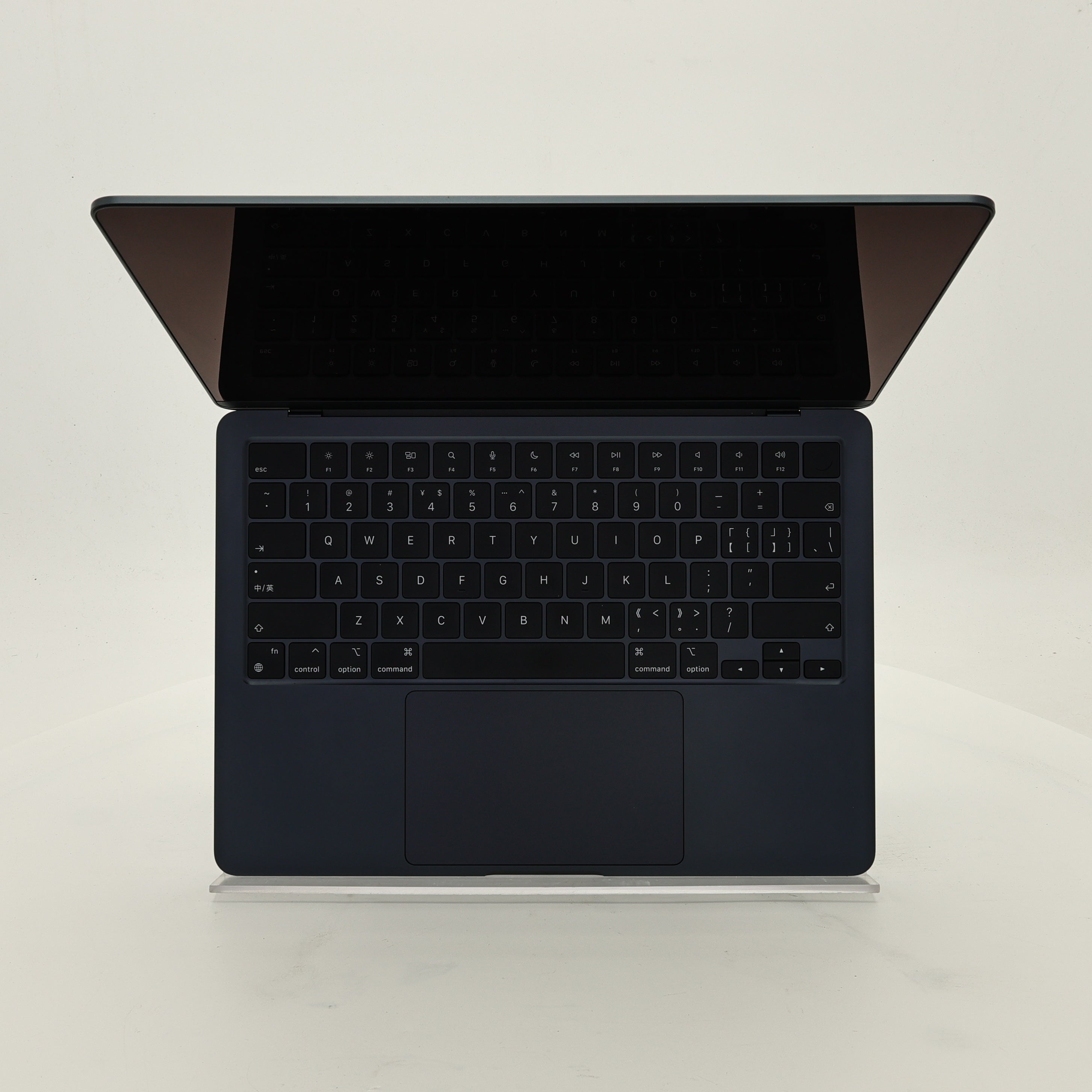 99新 Apple MacBook Air 22年 13寸 M2（8+8核） 8G RAM 256G SSD 午夜色