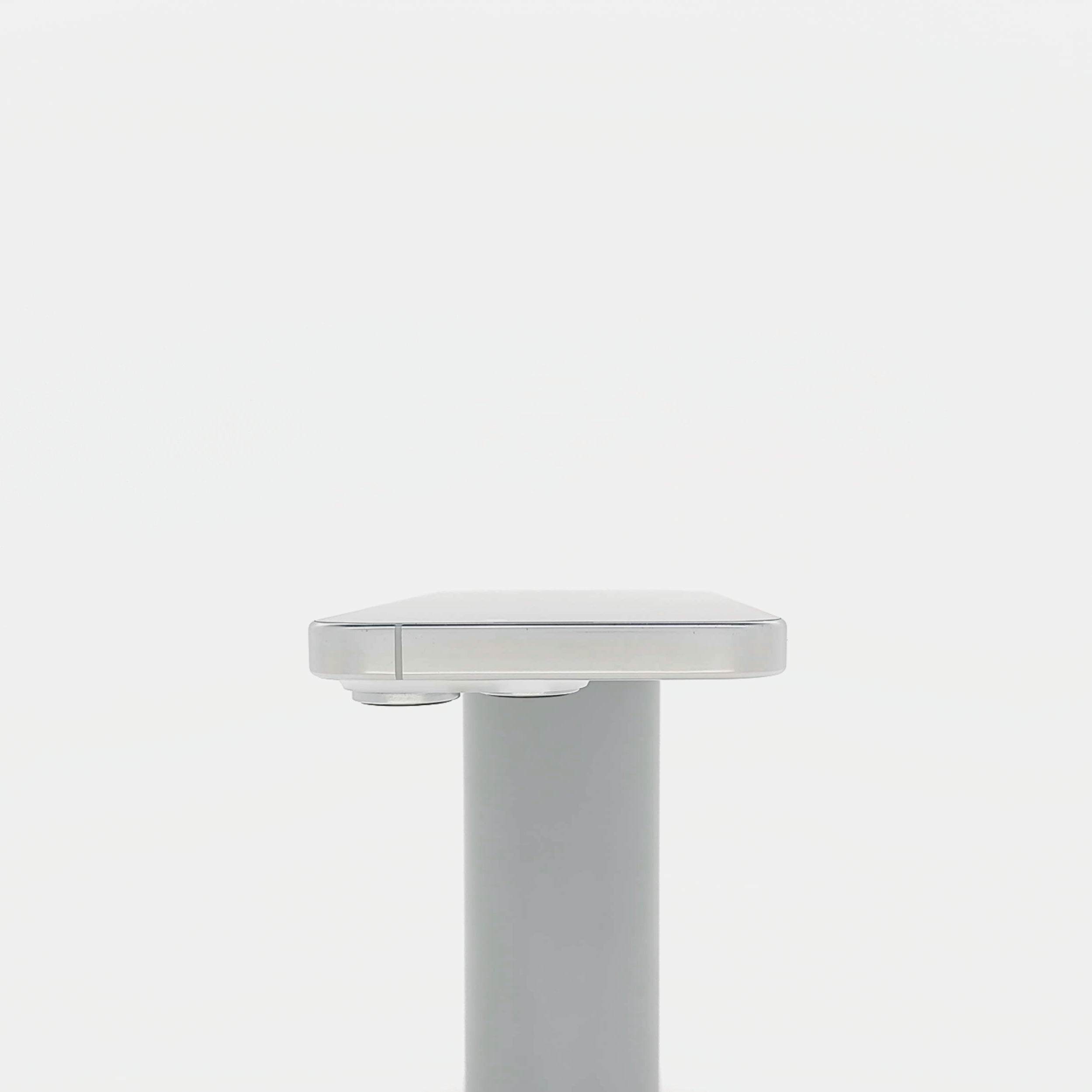 95新 Apple iPhone 16 Pro 128G 白色鈦金屬 中國大陸版