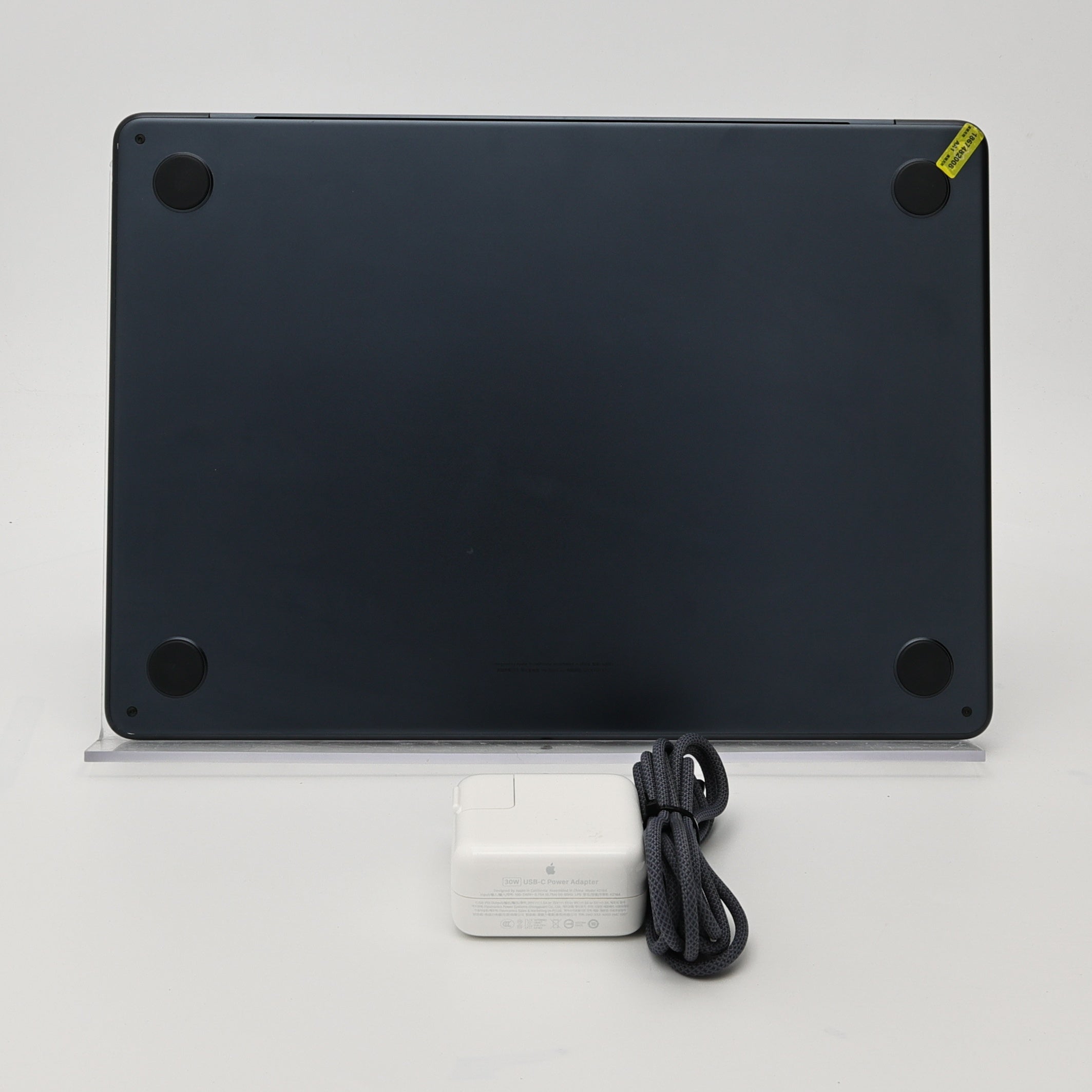 95新 Apple MacBook Air 22年 13寸 M2（8+8核） 8G RAM 256G SSD 午夜色