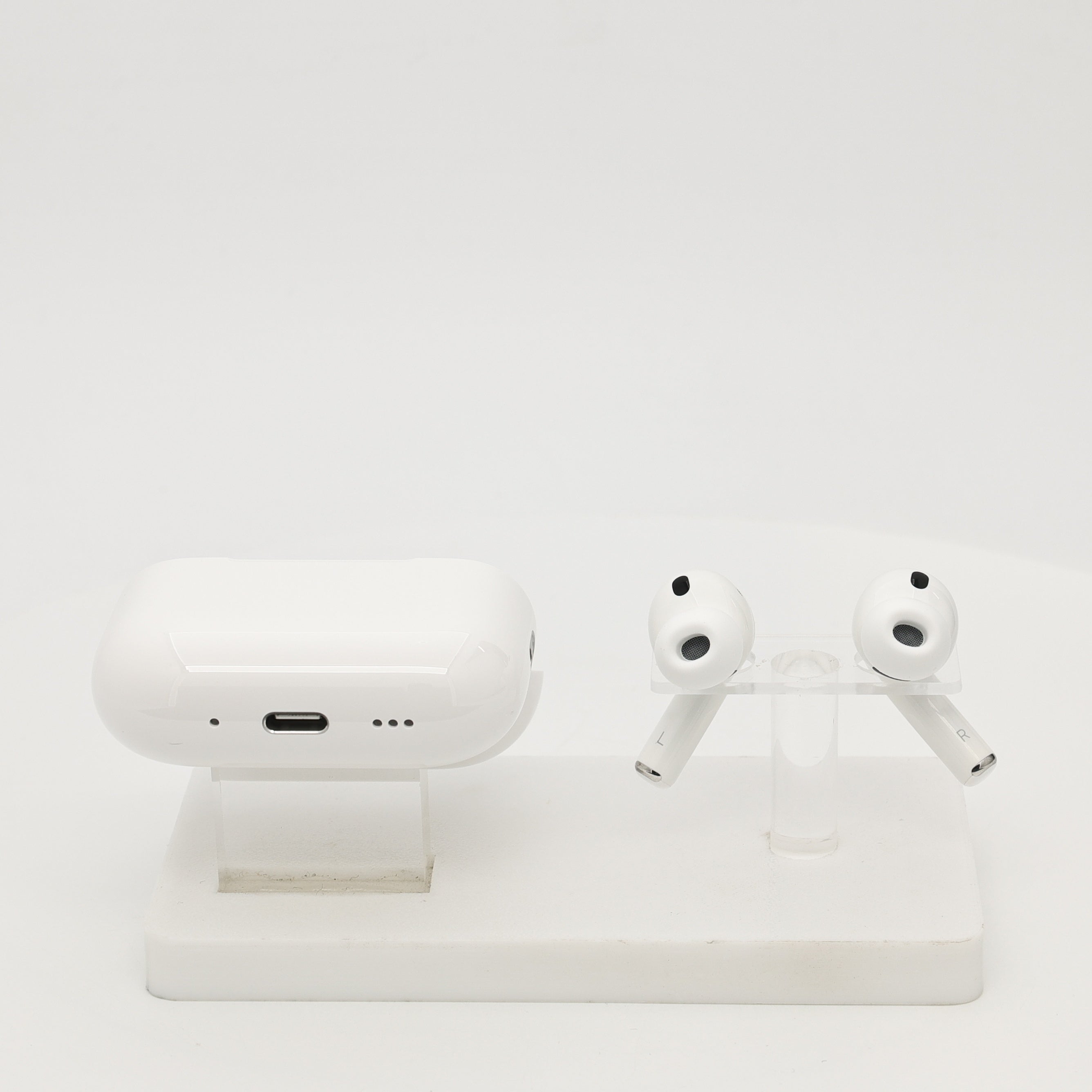 99新 Apple AirPods Pro 3 白色