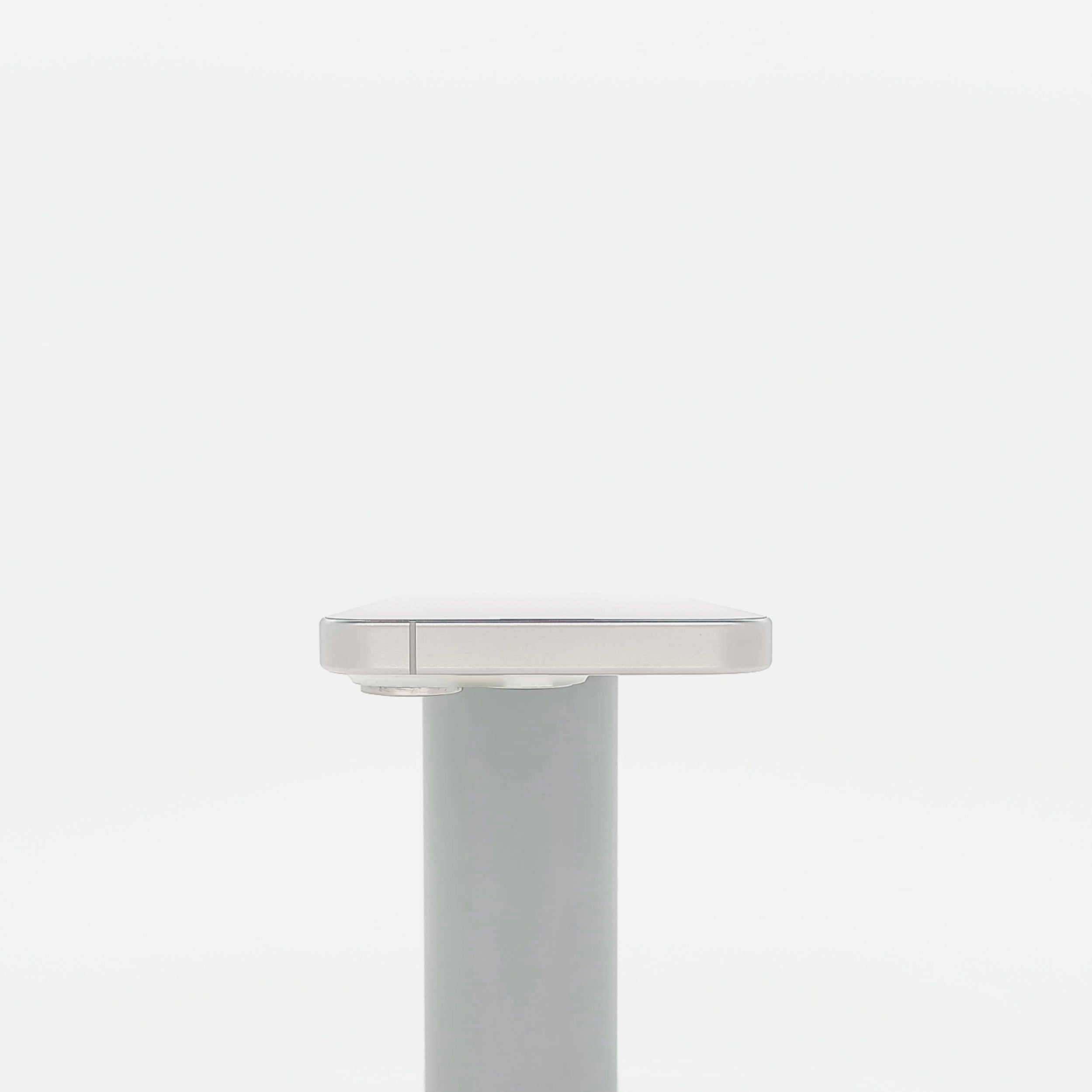 95新 Apple iPhone 15 Pro 128G 白色鈦金屬 中國大陸版