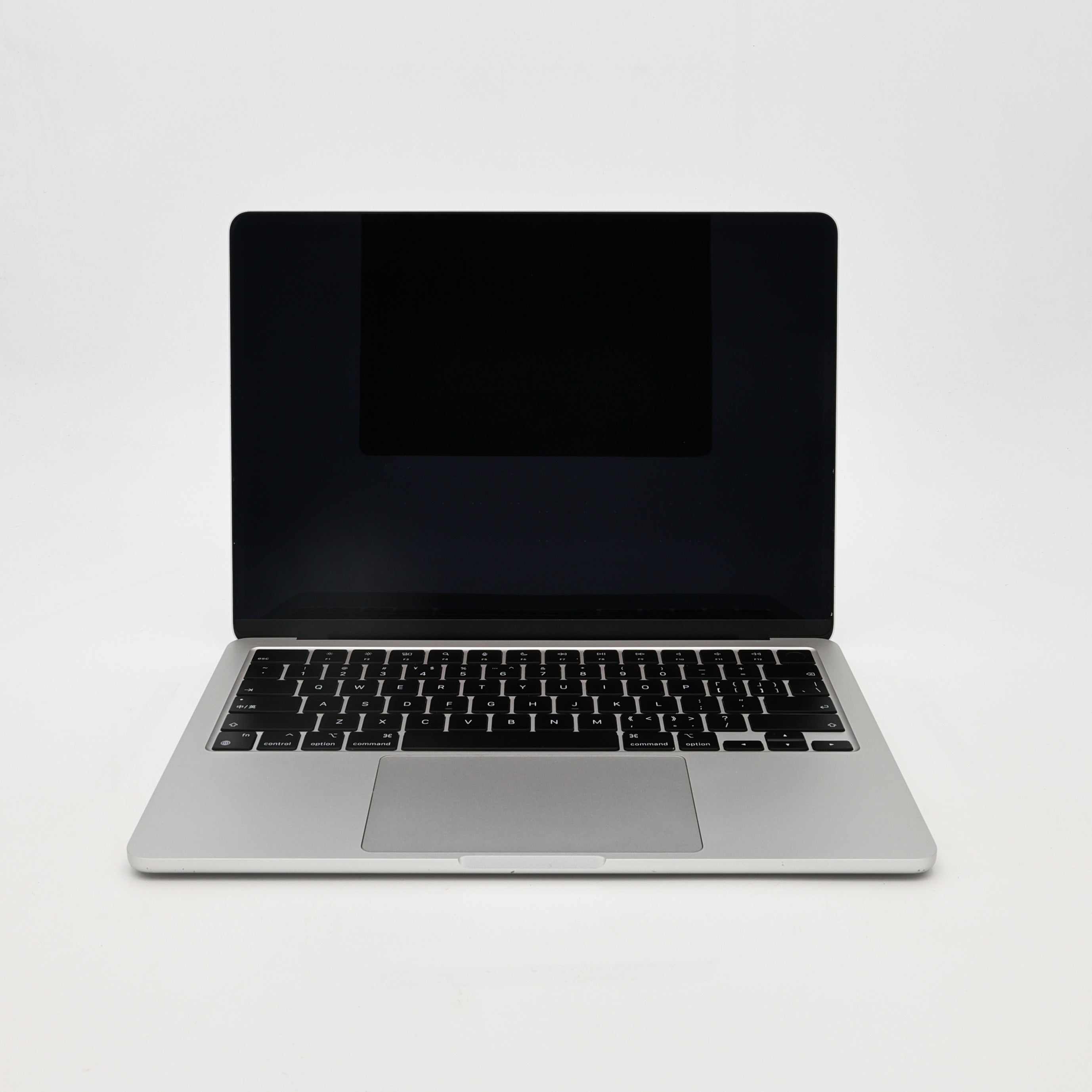 95新 Apple MacBook Air 22年 13寸 M2（8+8核） 8G RAM 256G SSD 銀色