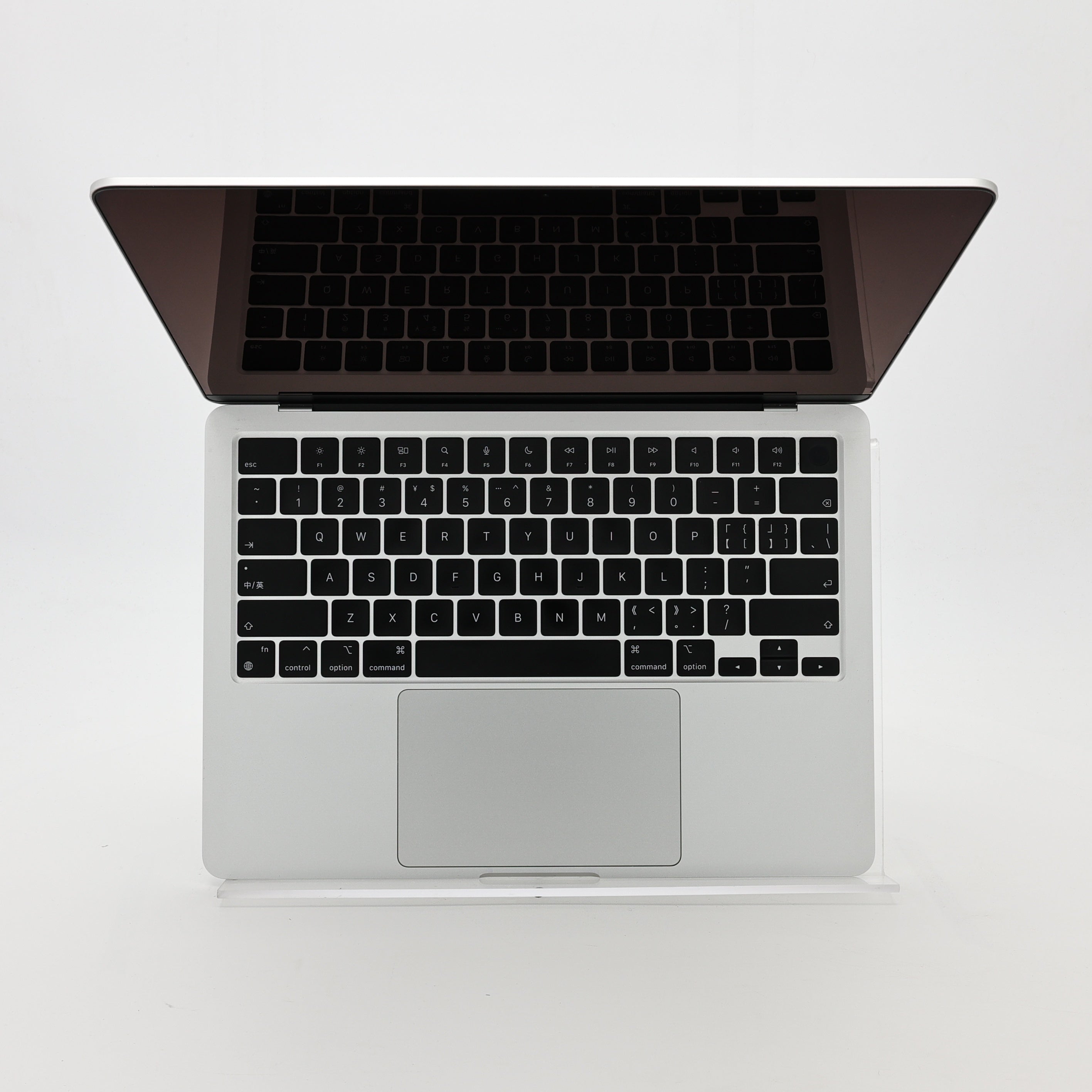 95新 Apple MacBook Air 22年 13寸 M2（8+8核） 8G RAM 256G SSD 銀色
