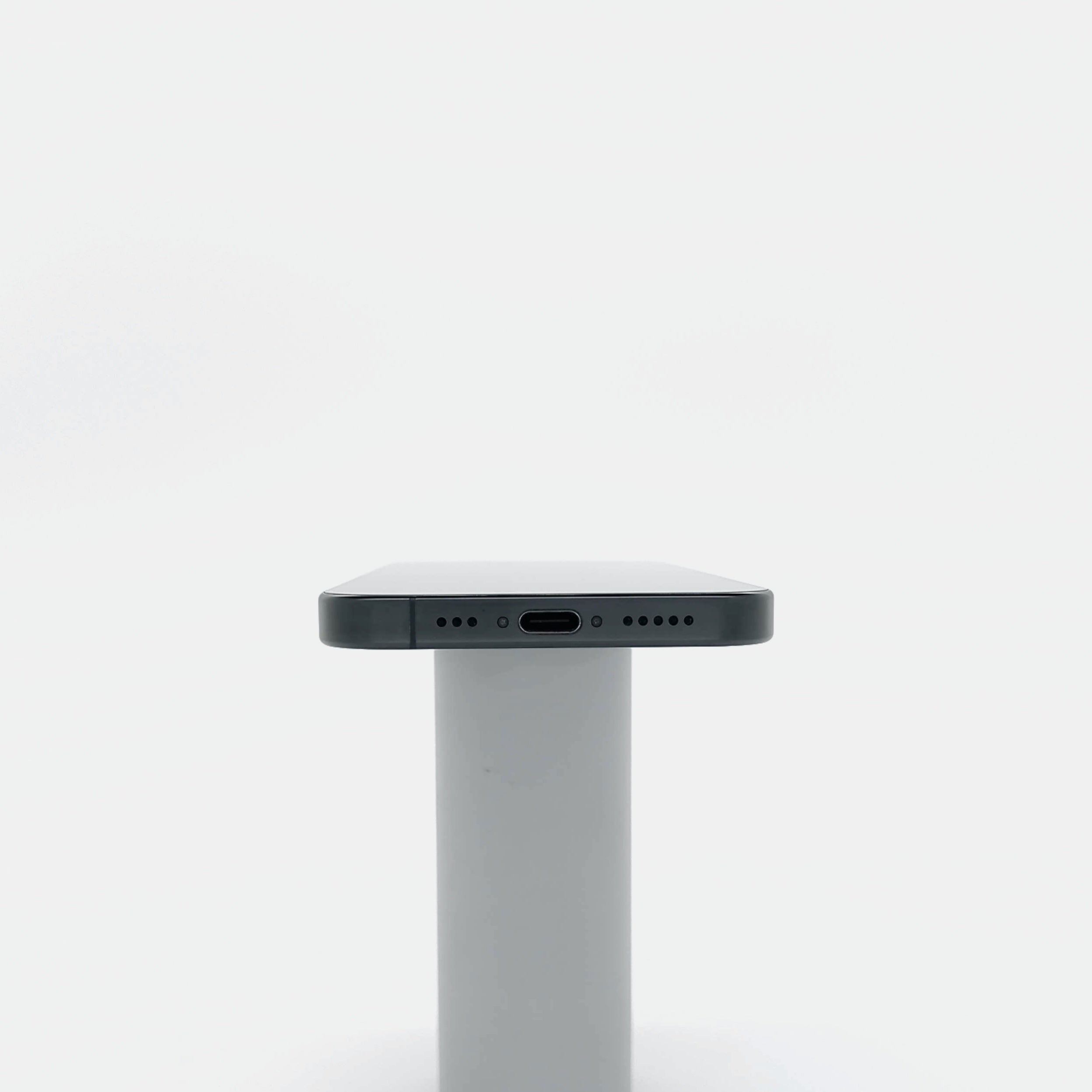 95新 Apple iPhone 16 Pro 128G 黑色鈦金屬 中國大陸版