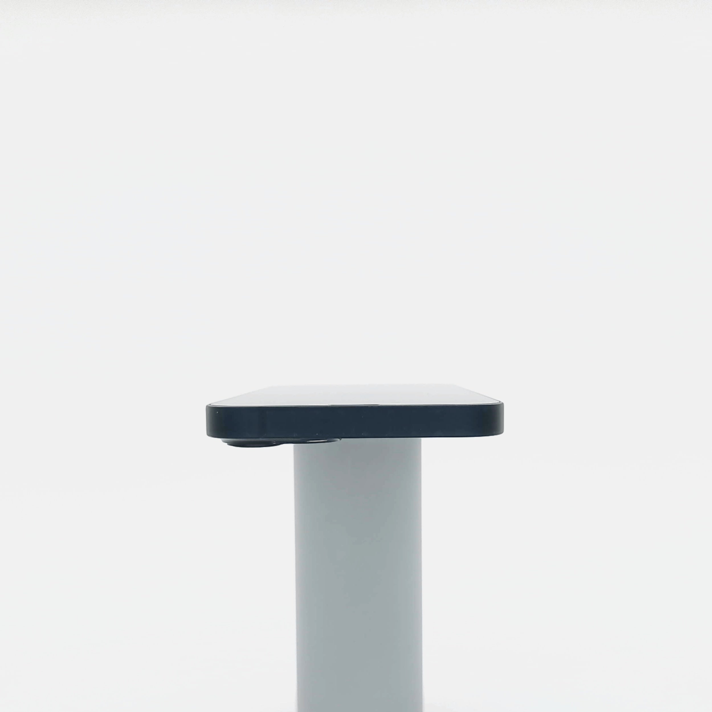 95新 Apple iPhone 13 128G 午夜色 中國大陸版