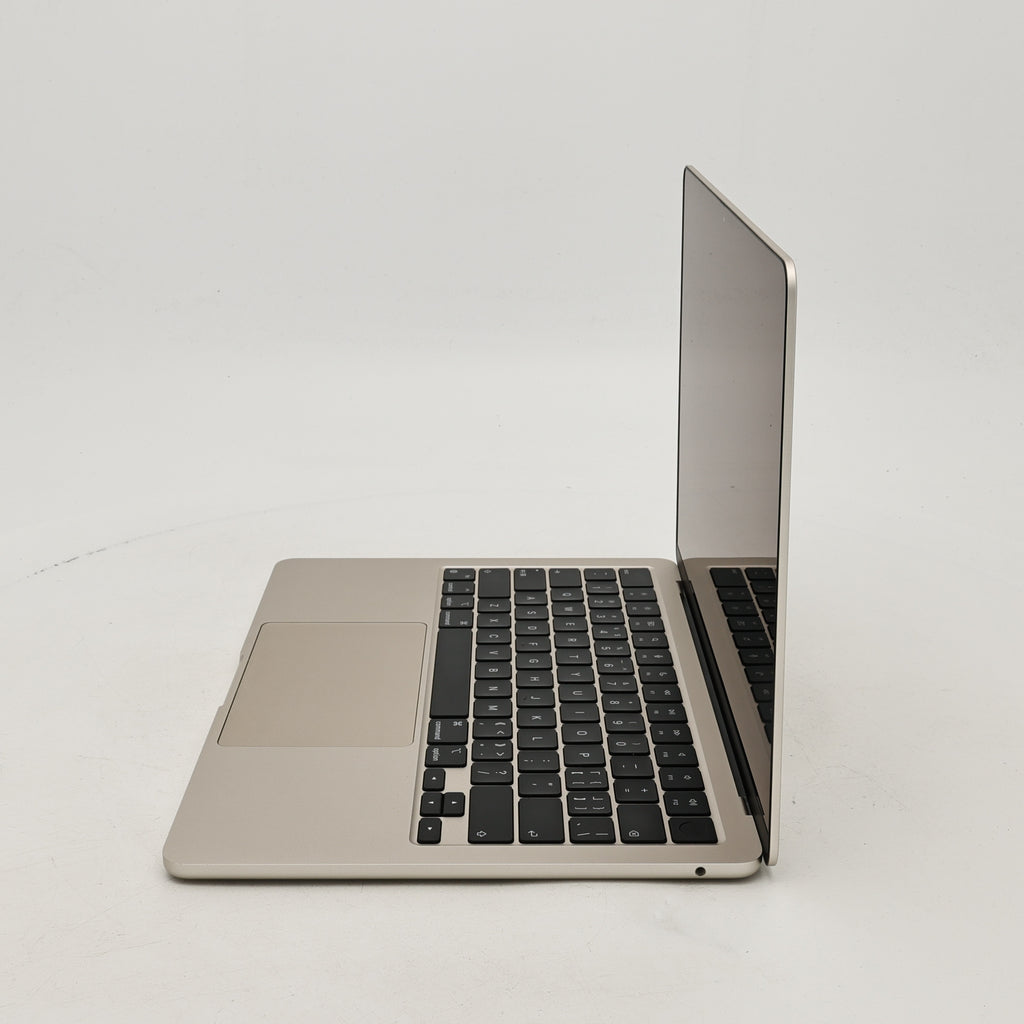 95新 Apple MacBook Air 22年 13寸 M2（8+8核） 8G RAM 256G SSD 星光色