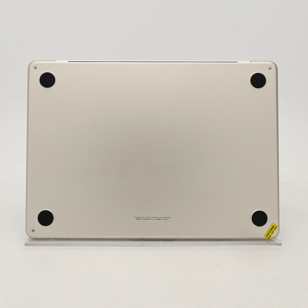 95新 Apple MacBook Air 22年 13寸 M2（8+8核） 8G RAM 256G SSD 星光色