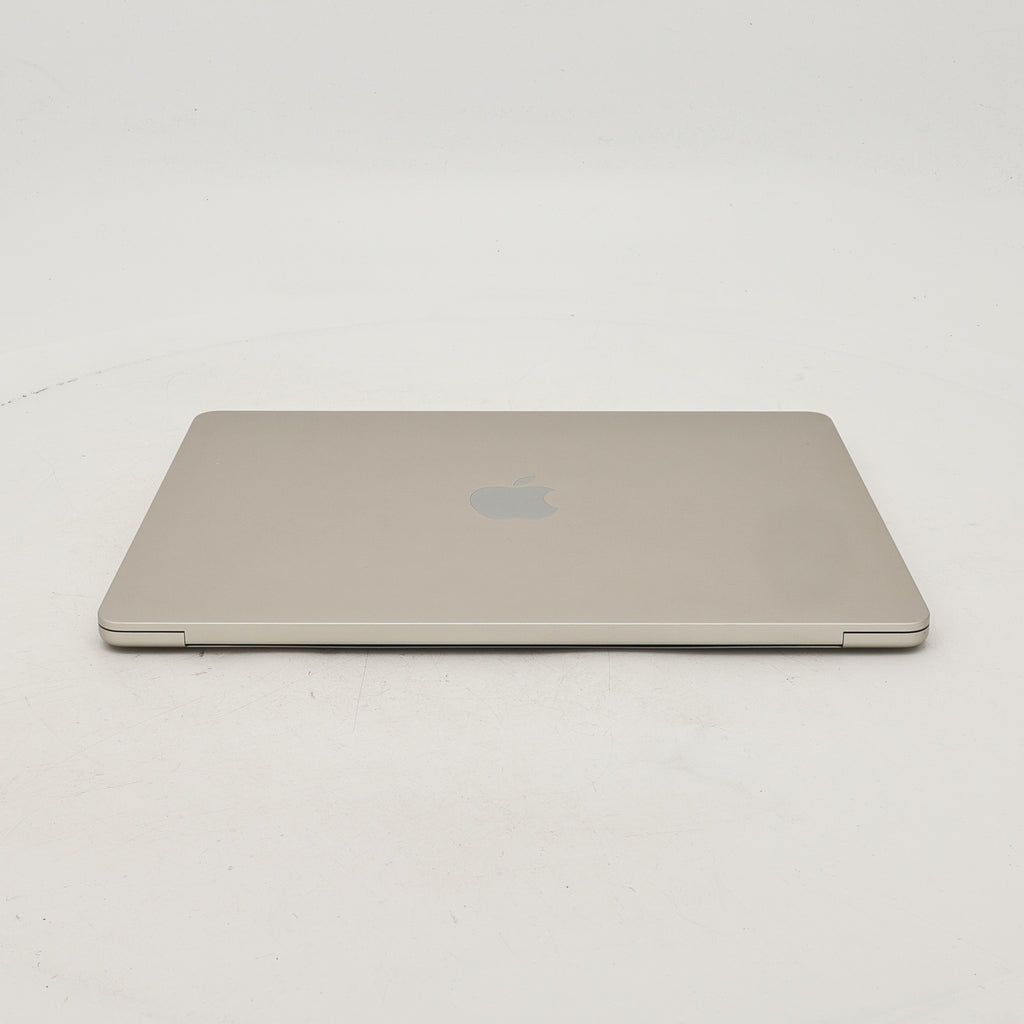 95新 Apple MacBook Air 22年 13寸 M2（8+8核） 8G RAM 256G SSD 星光色