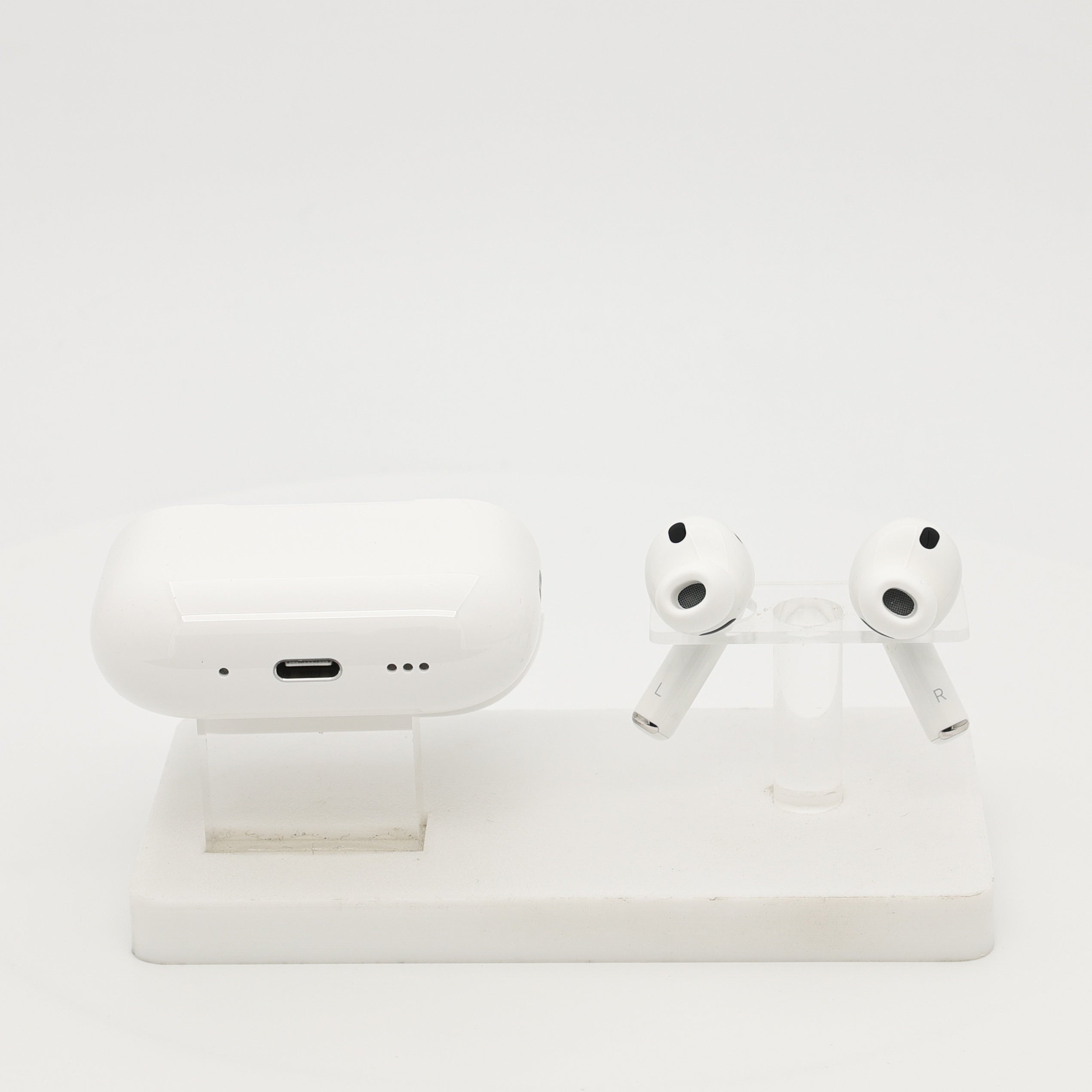 99新 Apple AirPods Pro 3 白色