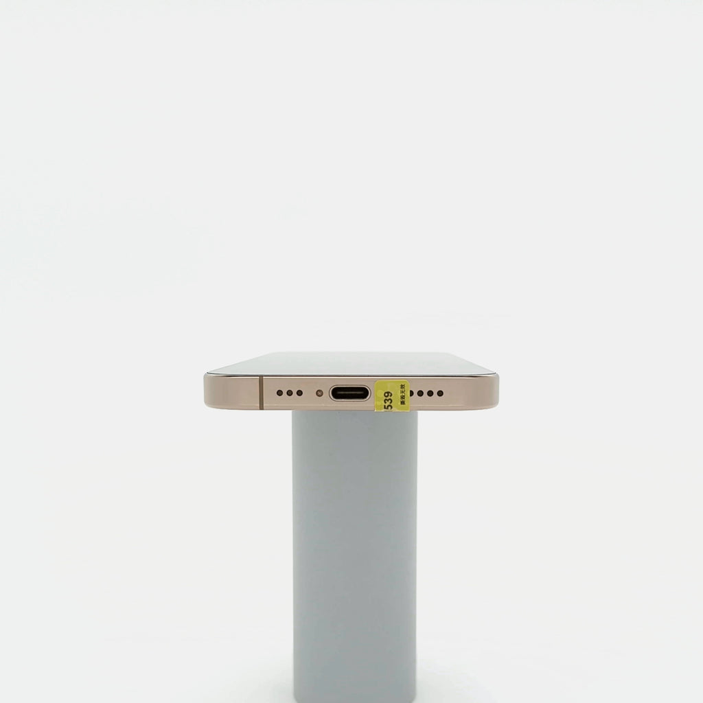 95新 Apple iPhone 16 Pro 128G 沙漠色鈦金屬 中國大陸版
