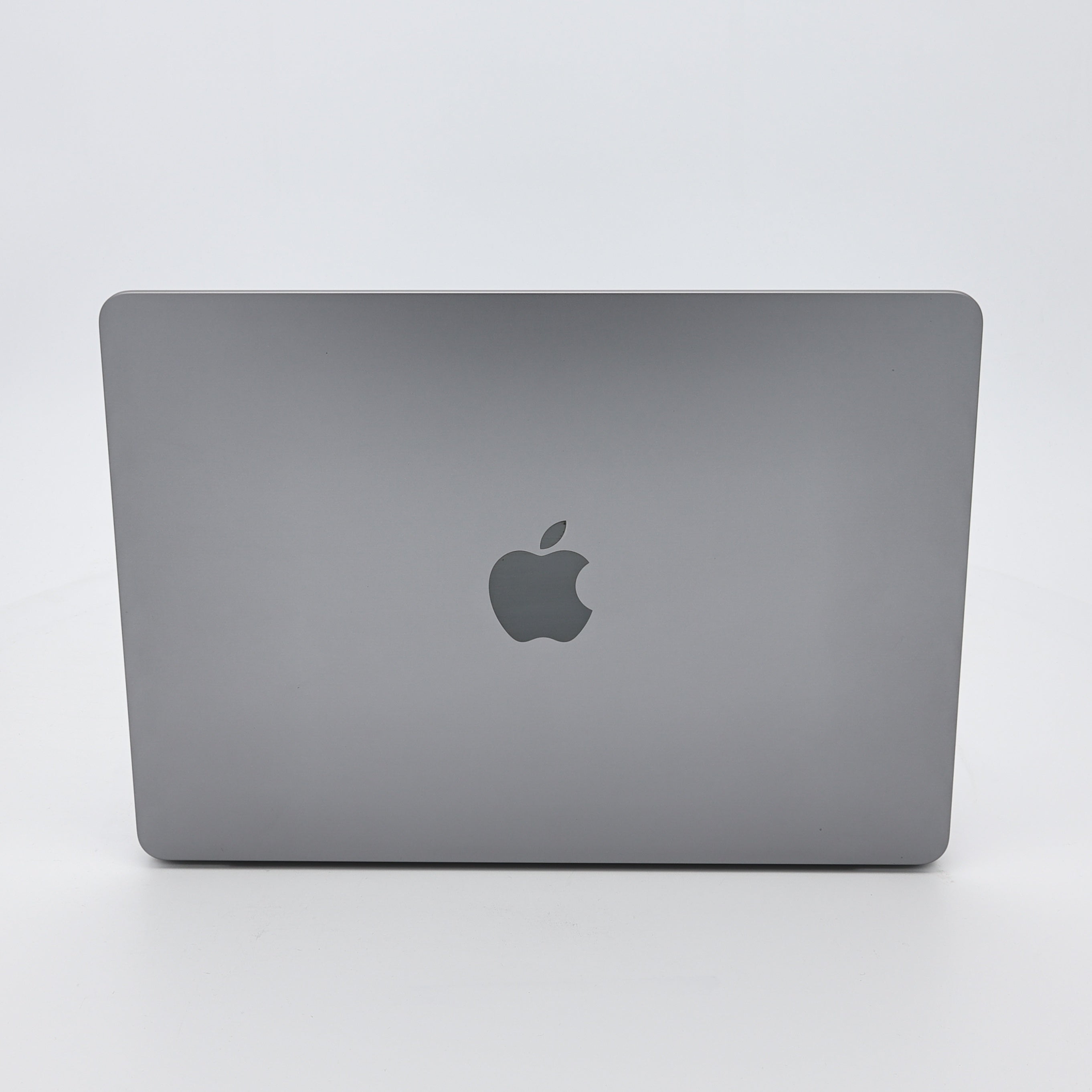 95新 Apple MacBook Air 22年 13寸 M2（8+8核） 8G RAM 256G SSD 深空灰色