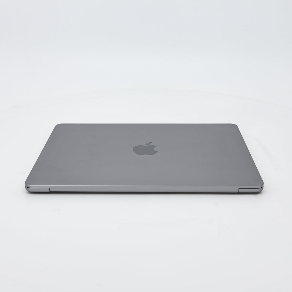 95新 Apple MacBook Air 22年 13寸 M2（8+8核） 8G RAM 256G SSD 深空灰色
