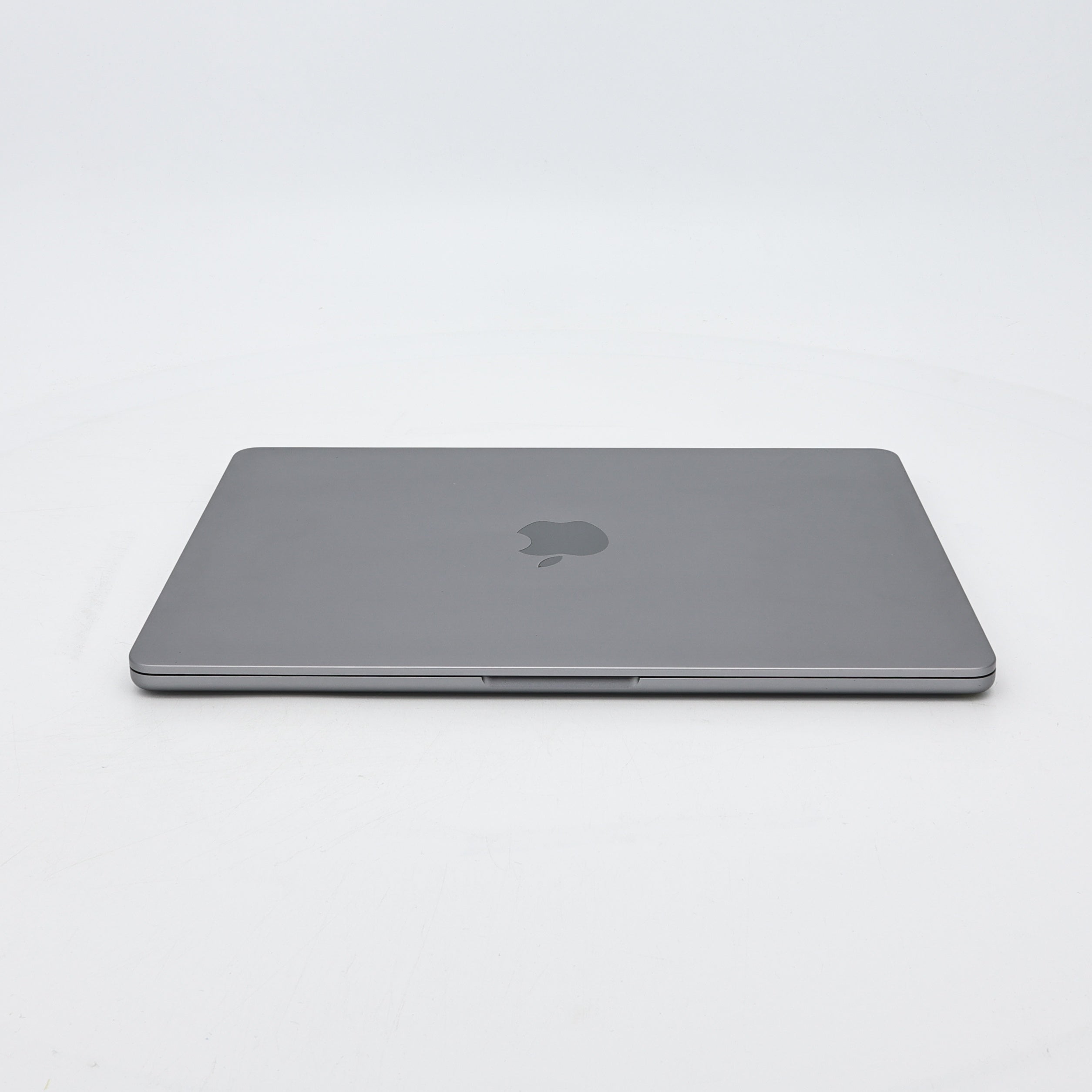 95新 Apple MacBook Air 22年 13寸 M2（8+8核） 8G RAM 256G SSD 深空灰色