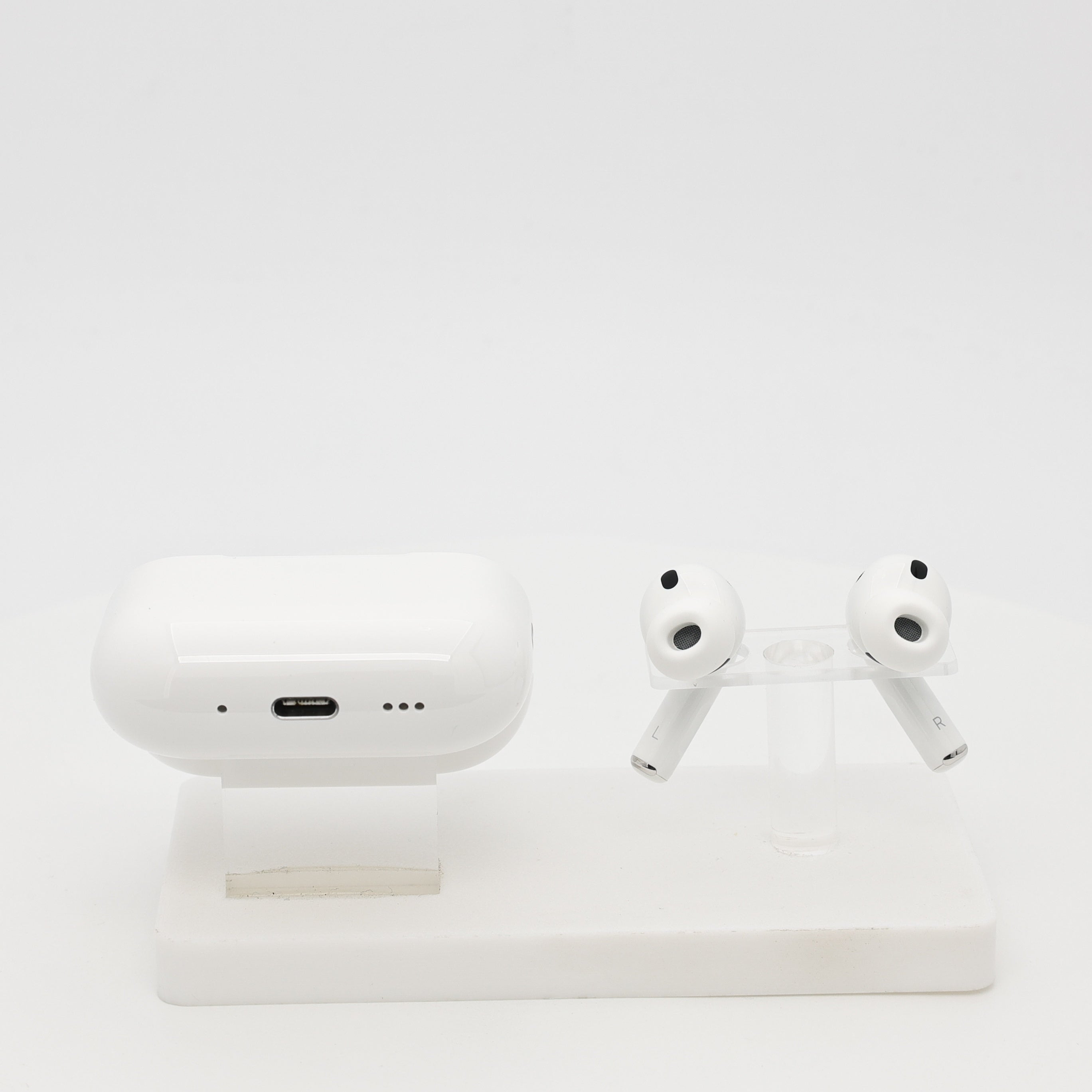99新 Apple AirPods Pro 3 白色