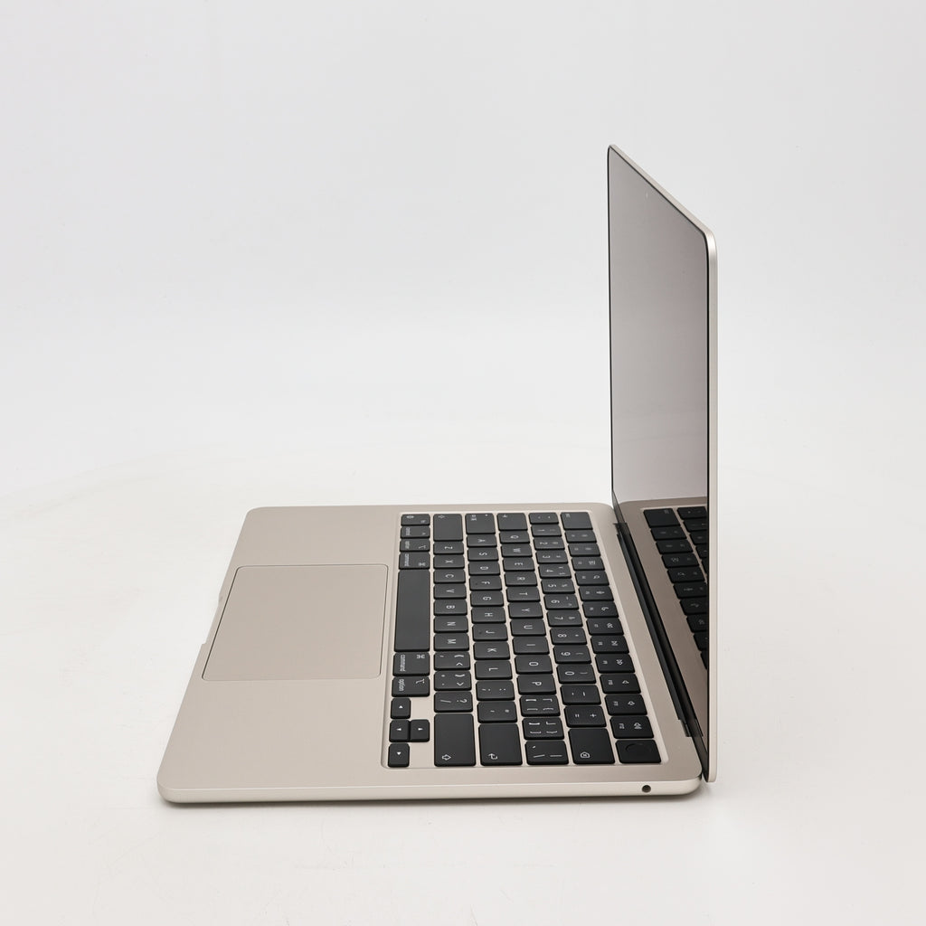 95新 Apple MacBook Air 22年 13寸 M2（8+8核） 8G RAM 256G SSD 星光色